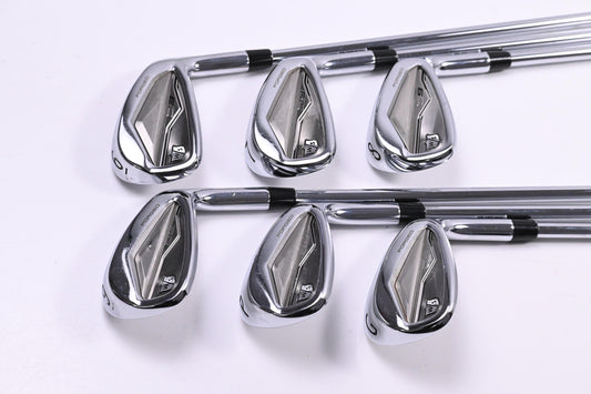 Wilson D9 Forged Irons / 6-PW+GW / Regular Flex Dynamic Gold 95 R300 Shafts