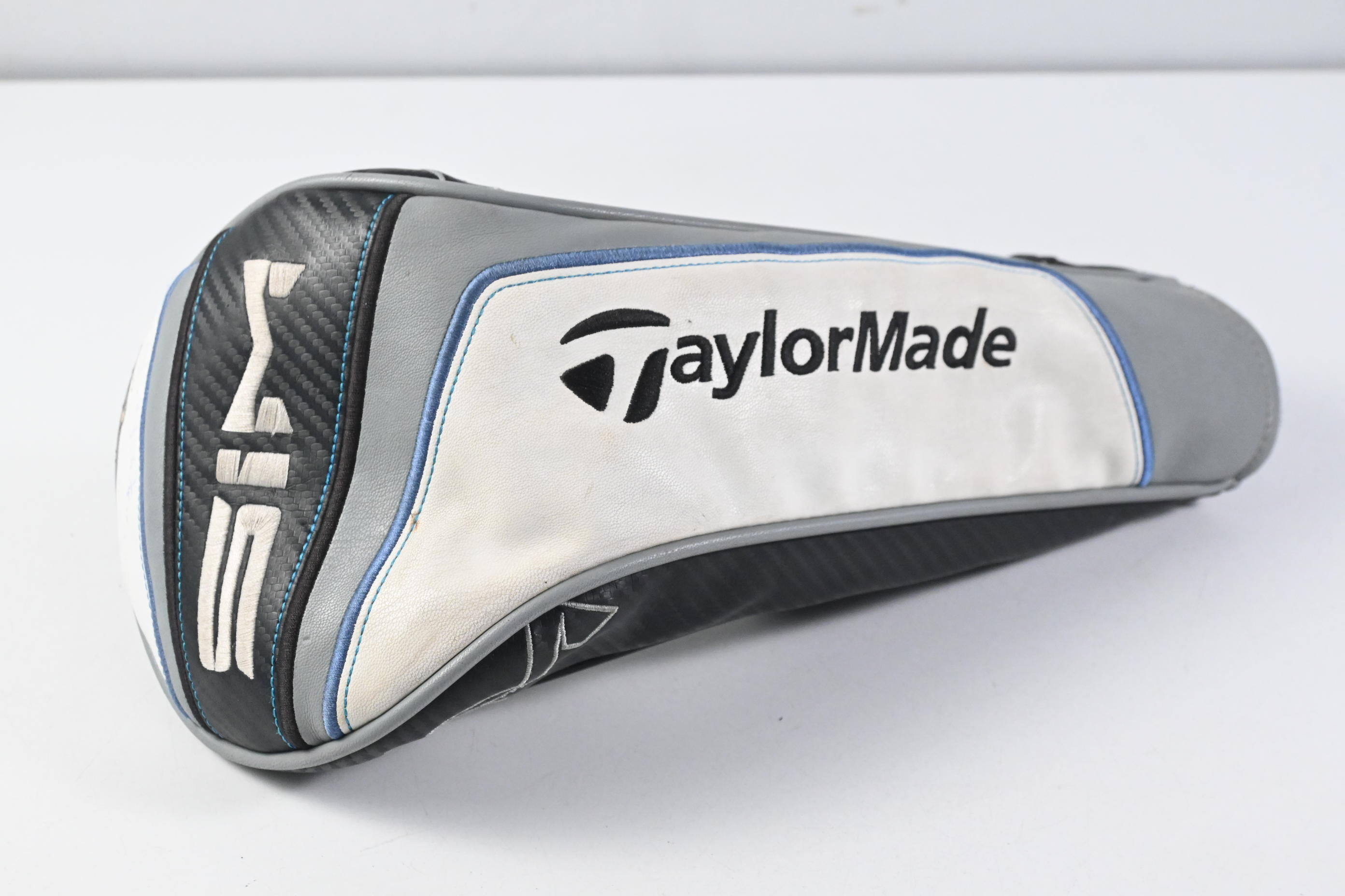Taylormade SIM Max Driver / 10.5 Degree / Stiff Flex HZRDUS Black 60 Shaft