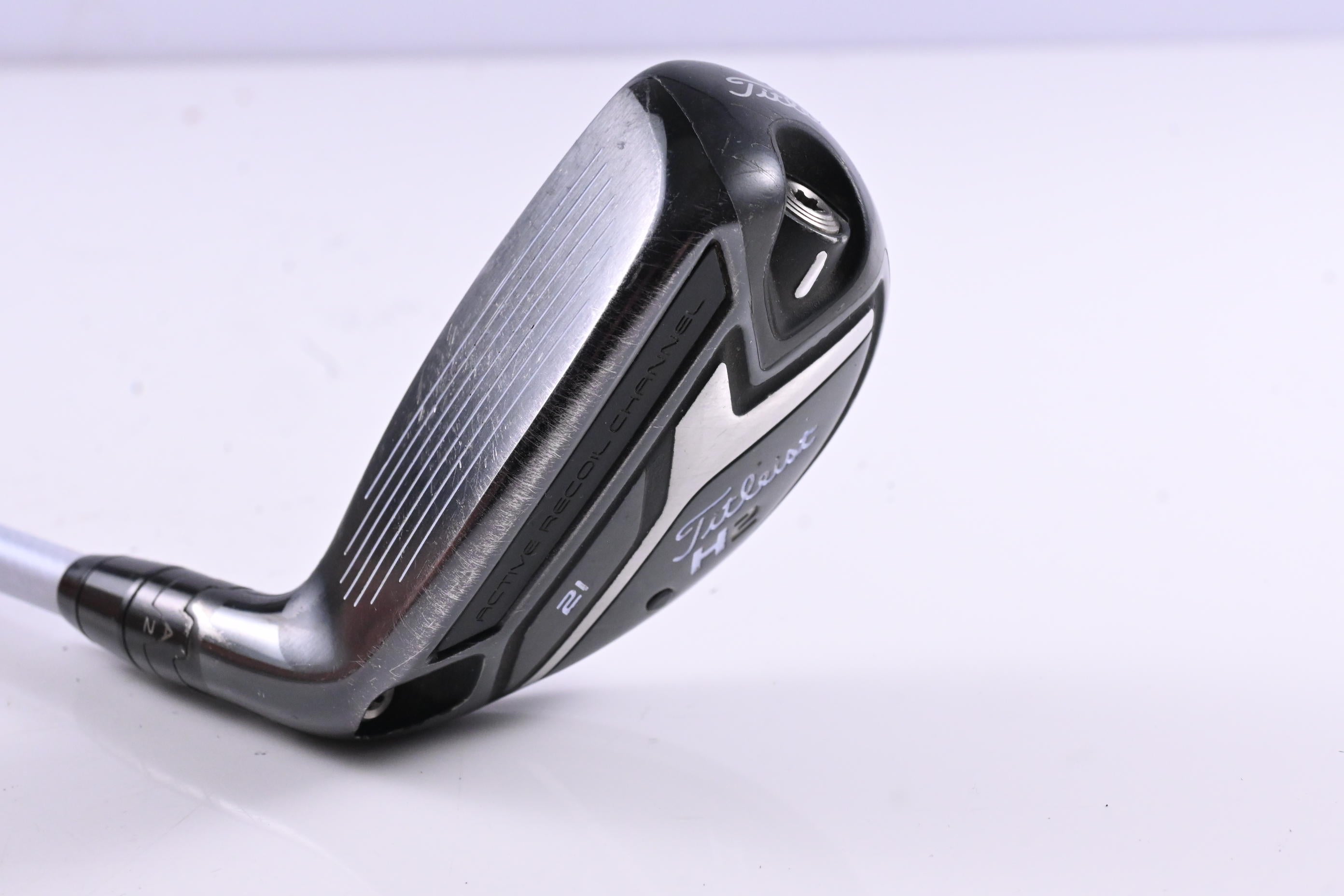Left Hand Titleist 816 H2 #3 Hybrid / 21 Degree / Stiff Flex Evenflow White 90