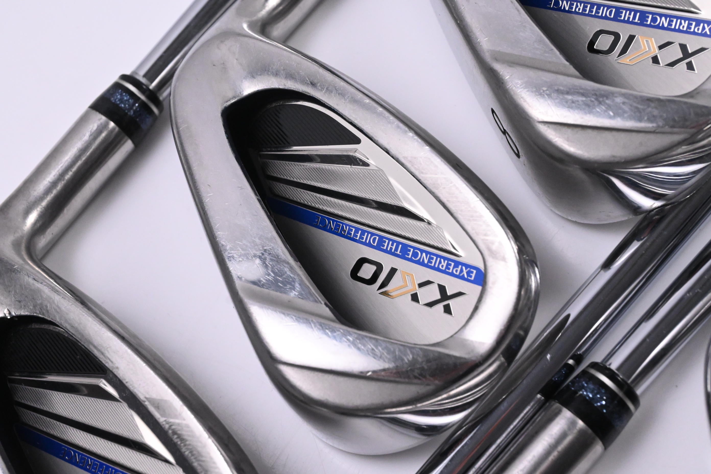 XXIO Eleven Irons / 6-PW+AW+SW / Regular Flex N.S.PRO 860 GH DST Shafts