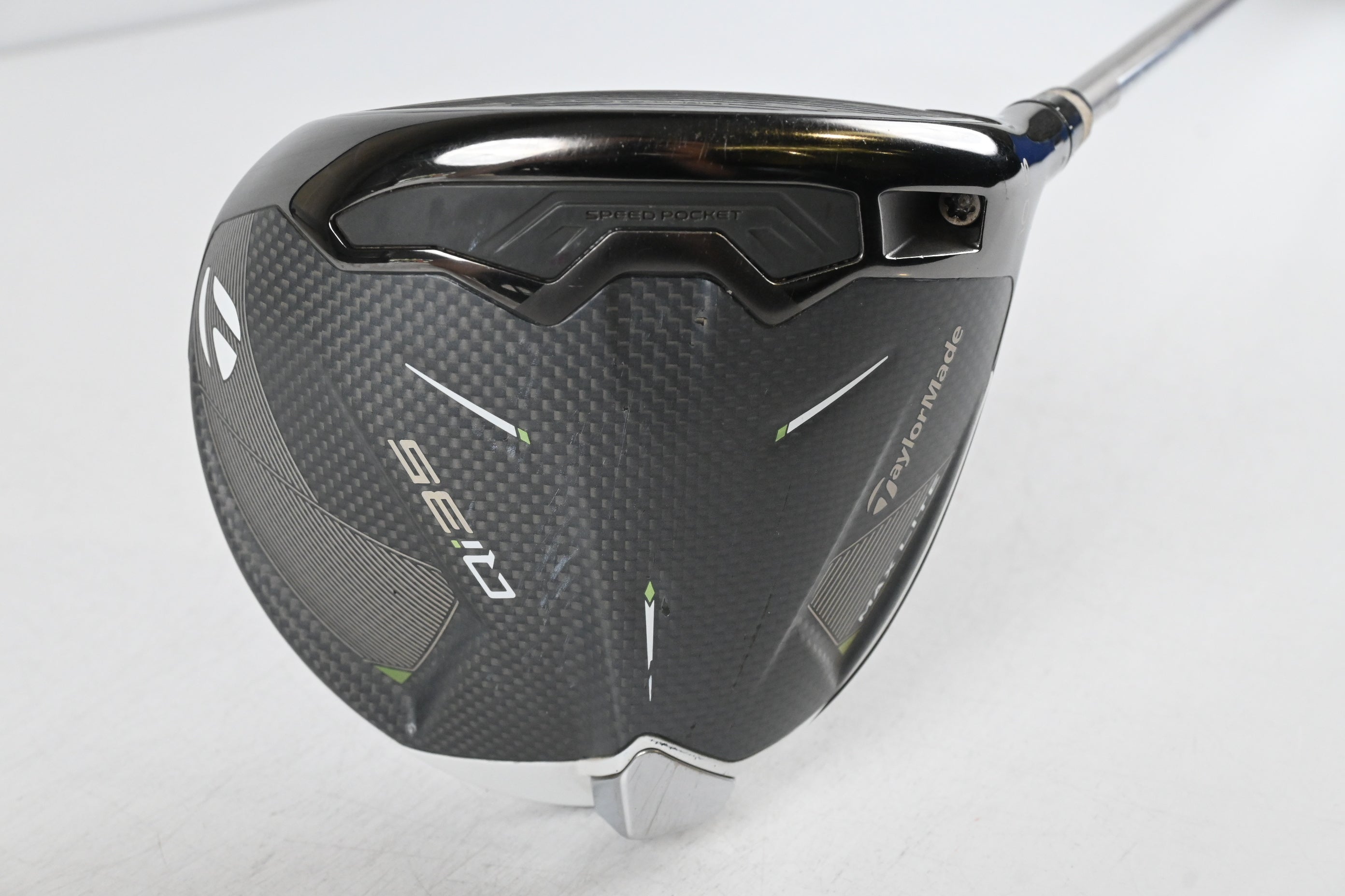 Taylormade Qi35 Max Lite Driver / 10.5 Degree / Senior Flex UST Mamiya Helium