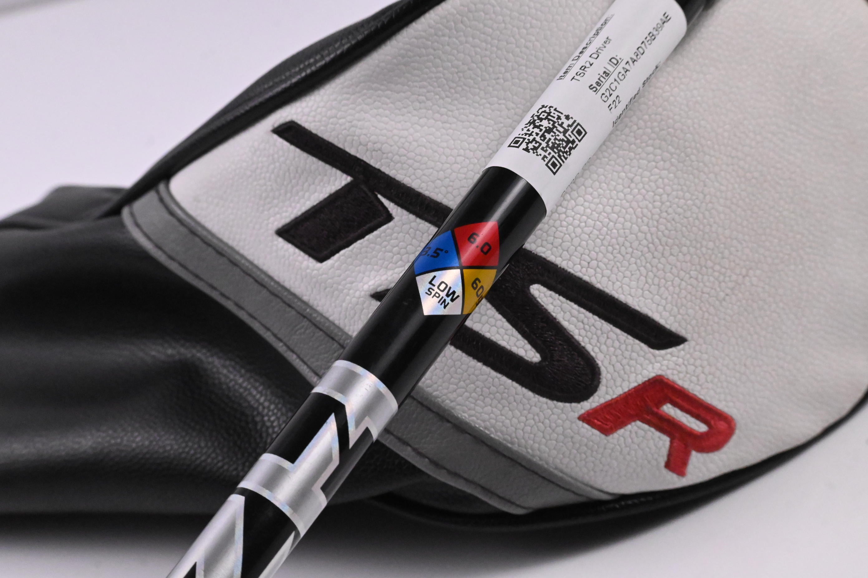 Titleist TSR2 Driver / 11 Degree / Stiff Flex Project X HZRDUS Gen4 Black 60