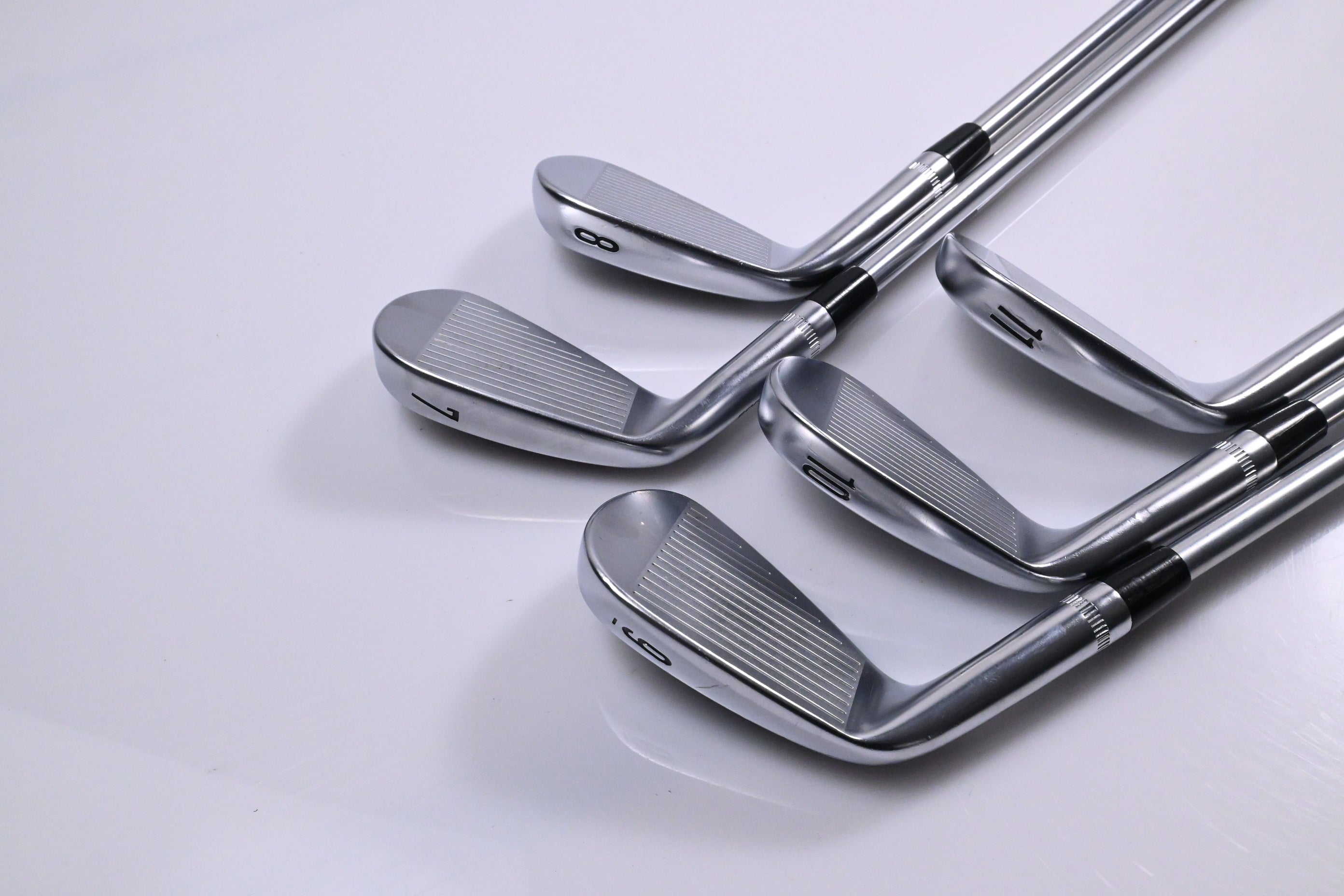 Callaway Apex CB 24 Irons / 7-11i / Stiff Flex Project X IO 110 Shafts