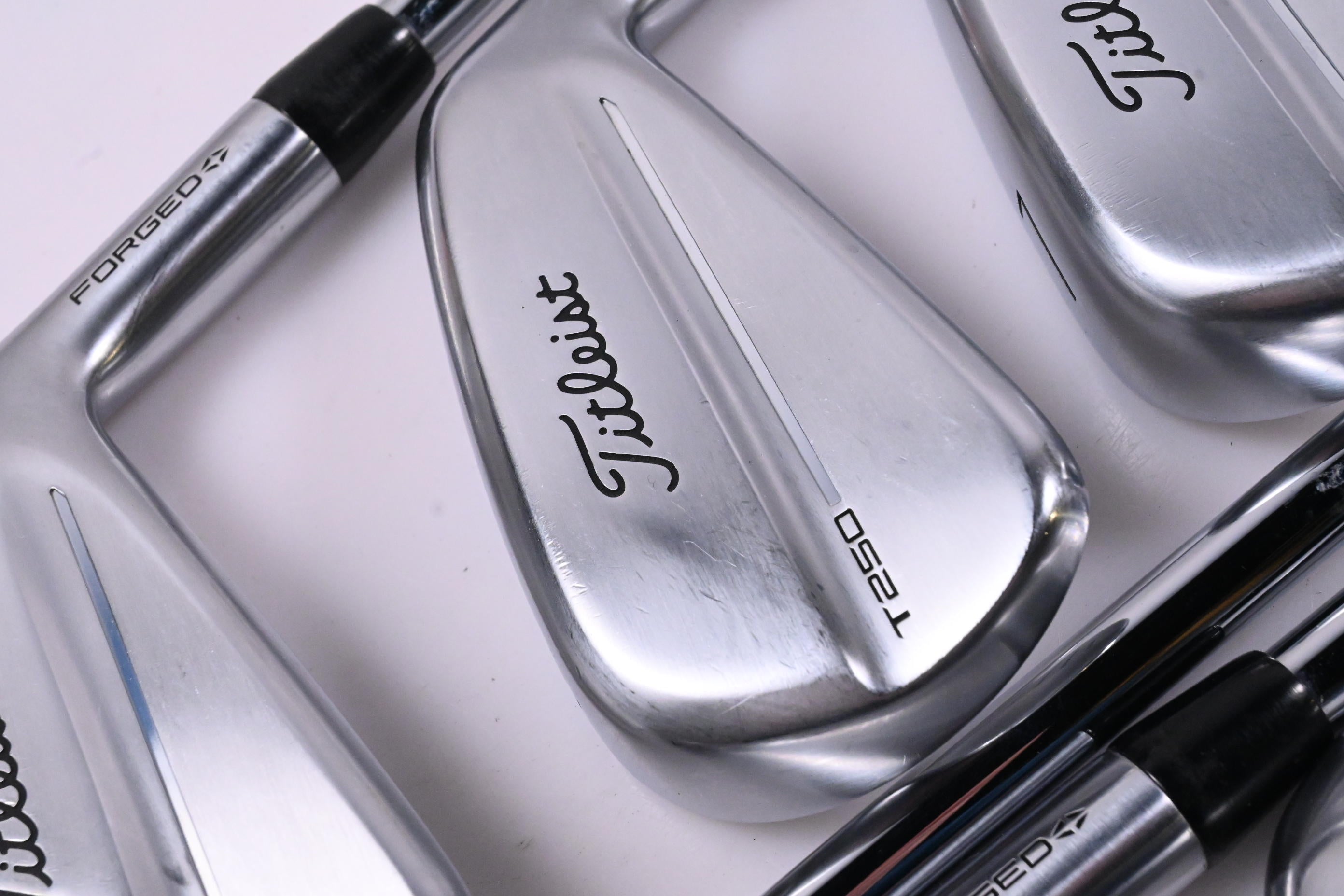 Titleist T250 2025 Irons / 5-PW+48° / Regular Flex AMT Black Shafts
