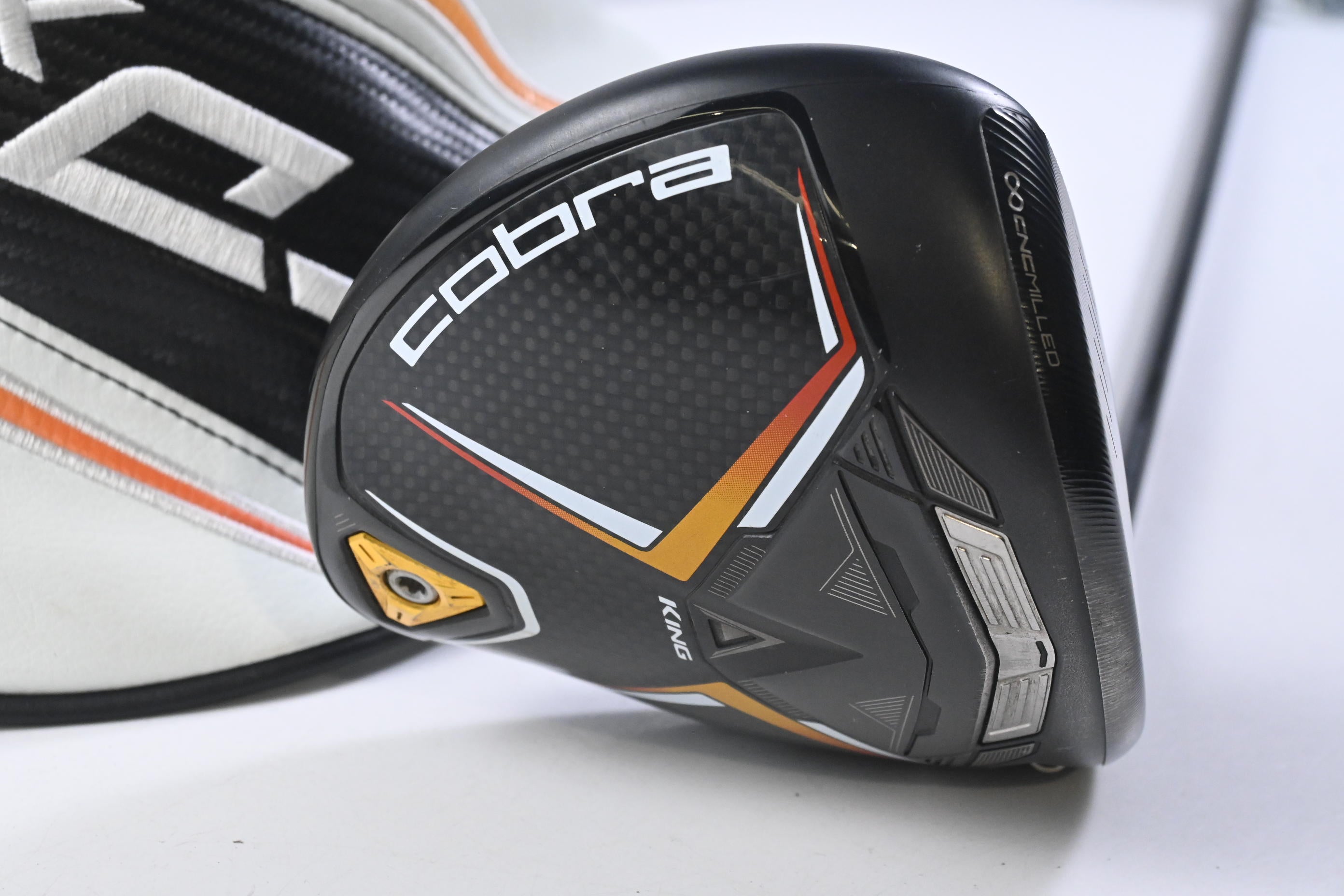 Cobra LTDx Driver / 10.5 Degree / Regular Flex UST Helium Nano Core 5 Shaft