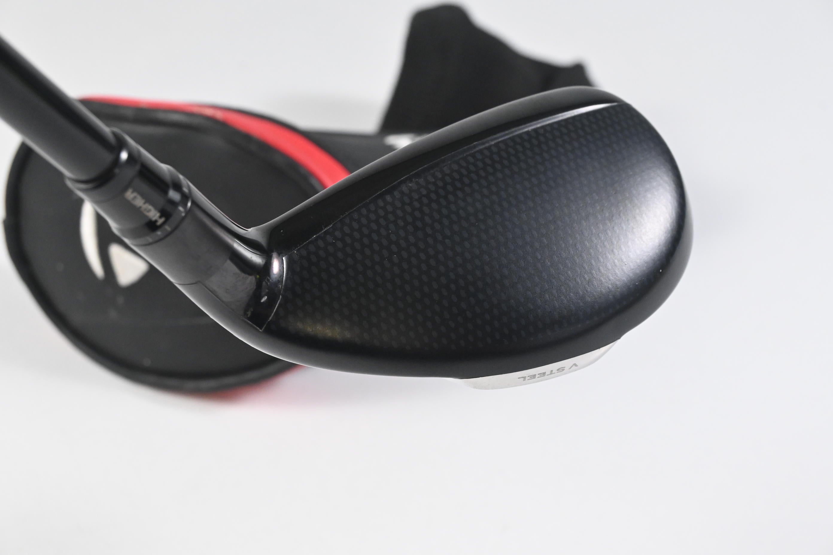 Taylormade Stealth Plus #2 Hybrid / 17 Degree / Regular Flex HZRDUS Smoke Red