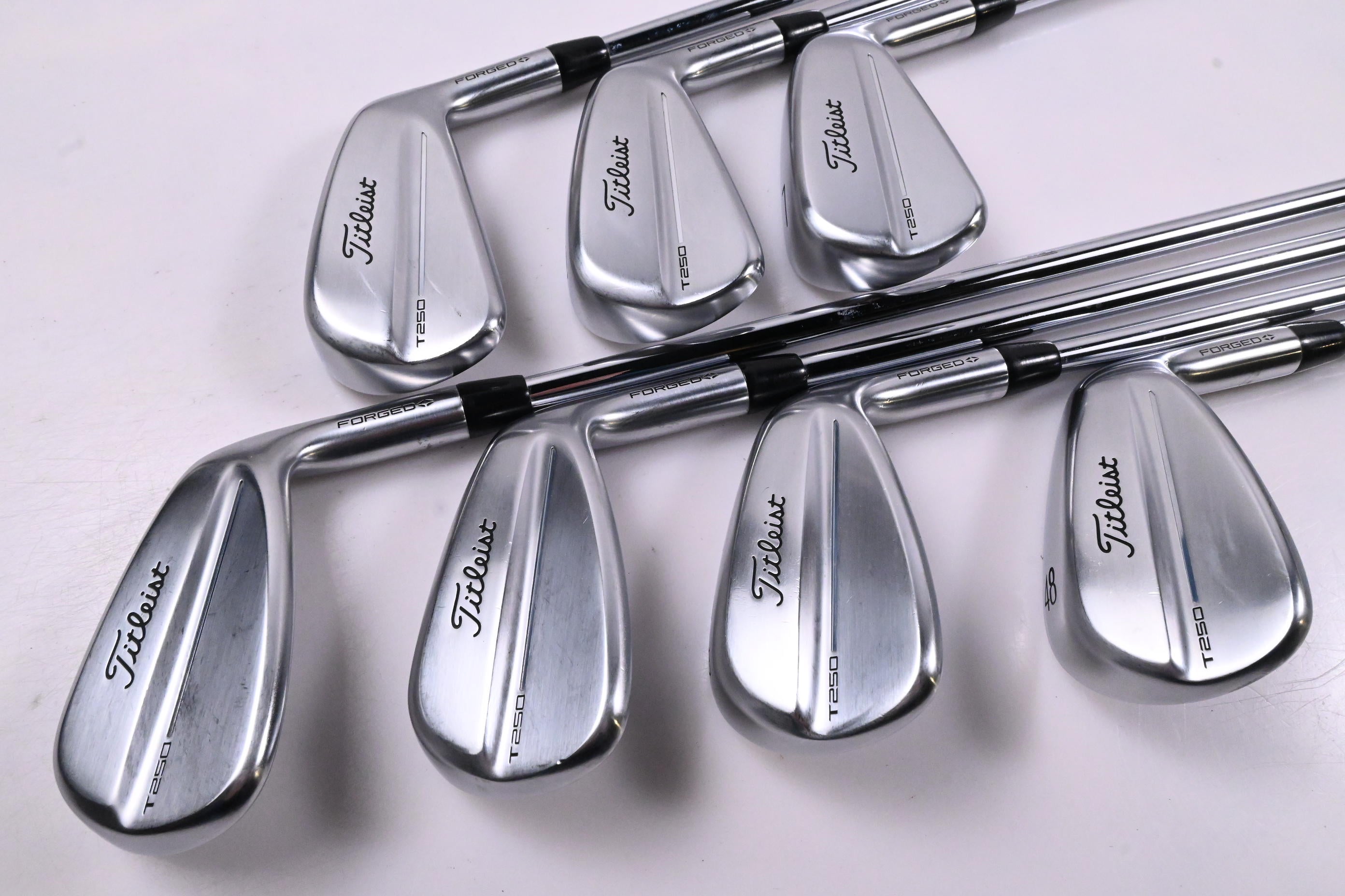 Titleist T250 2025 Irons / 5-PW+48° / Regular Flex AMT Black Shafts