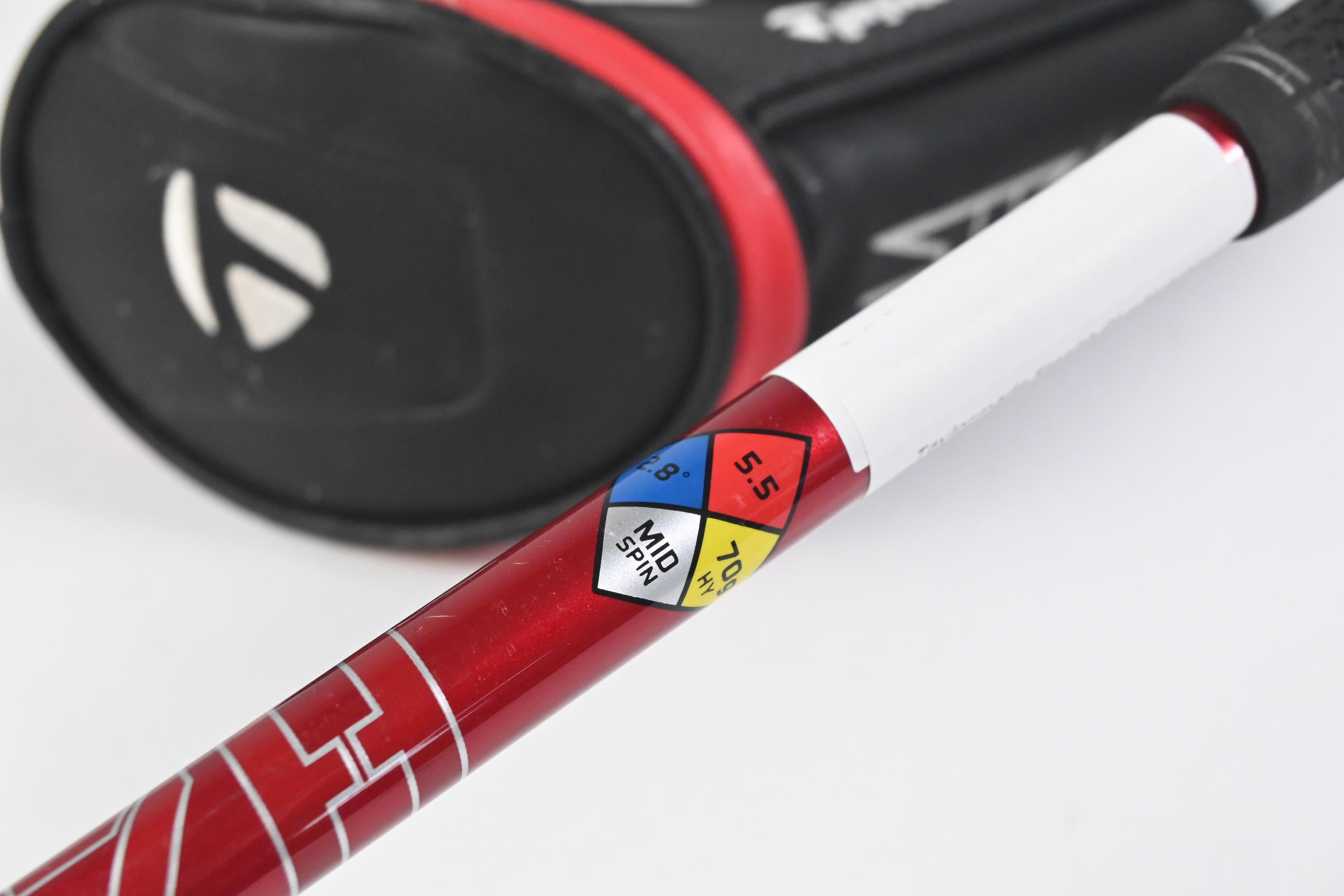Taylormade Stealth Plus #2 Hybrid / 17 Degree / Regular Flex HZRDUS Smoke Red