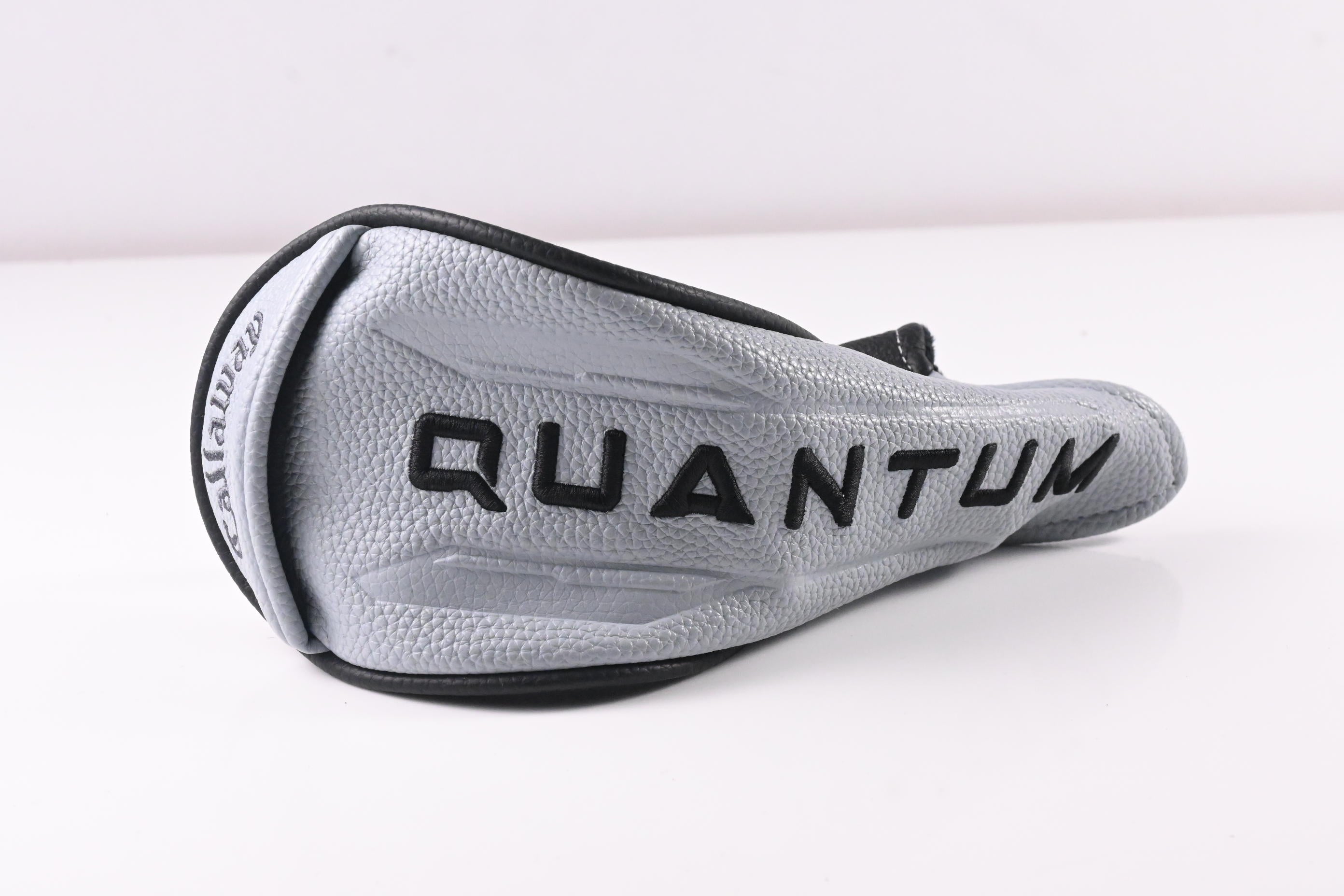Callaway Quantum Max #4 Hybrid / 21 Degree / Stiff Flex Denali Charcoal 70 Shaft