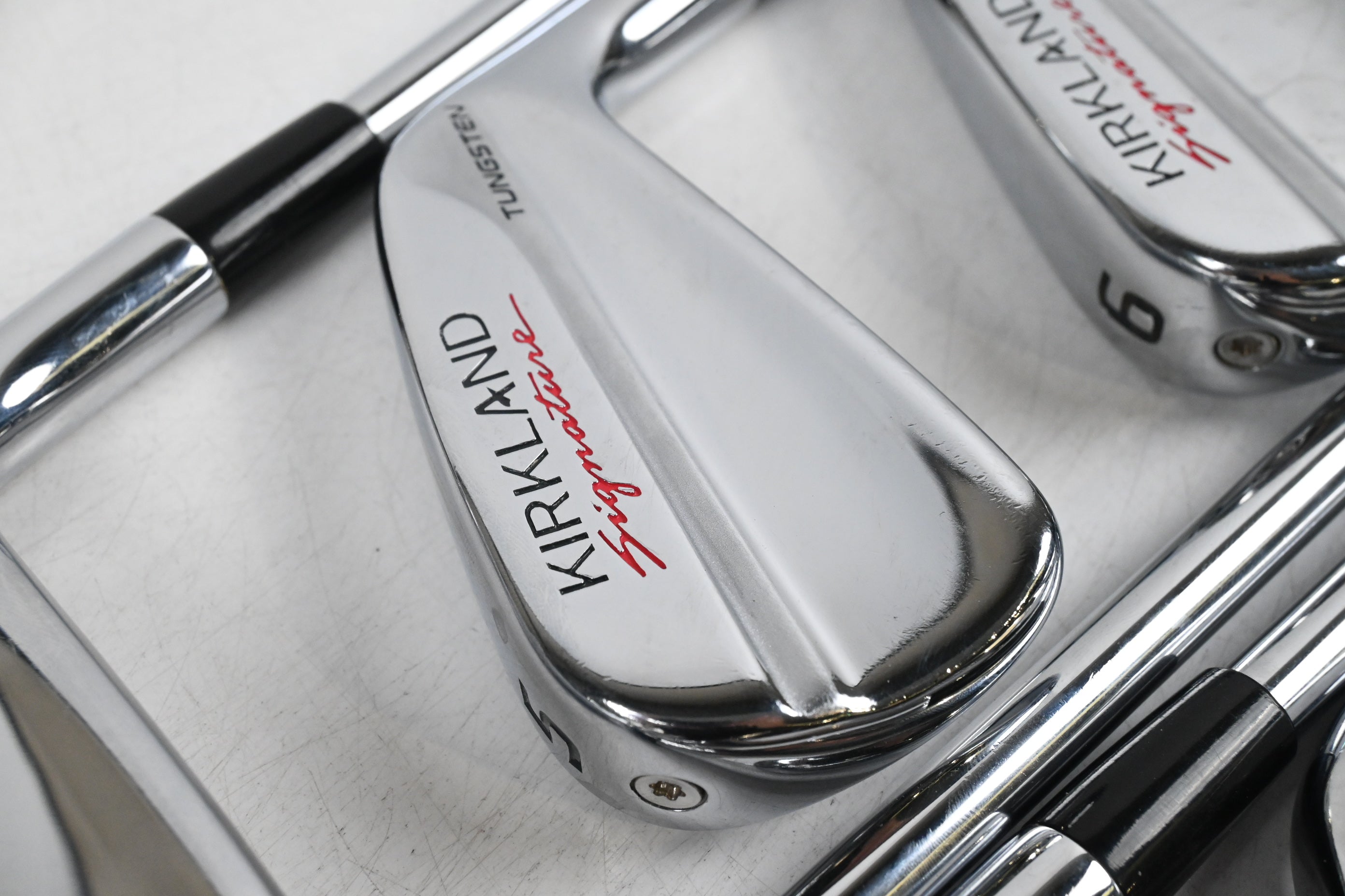 Kirkland Signature Irons / 4-PW / Regular Flex Elevate 115 Shafts