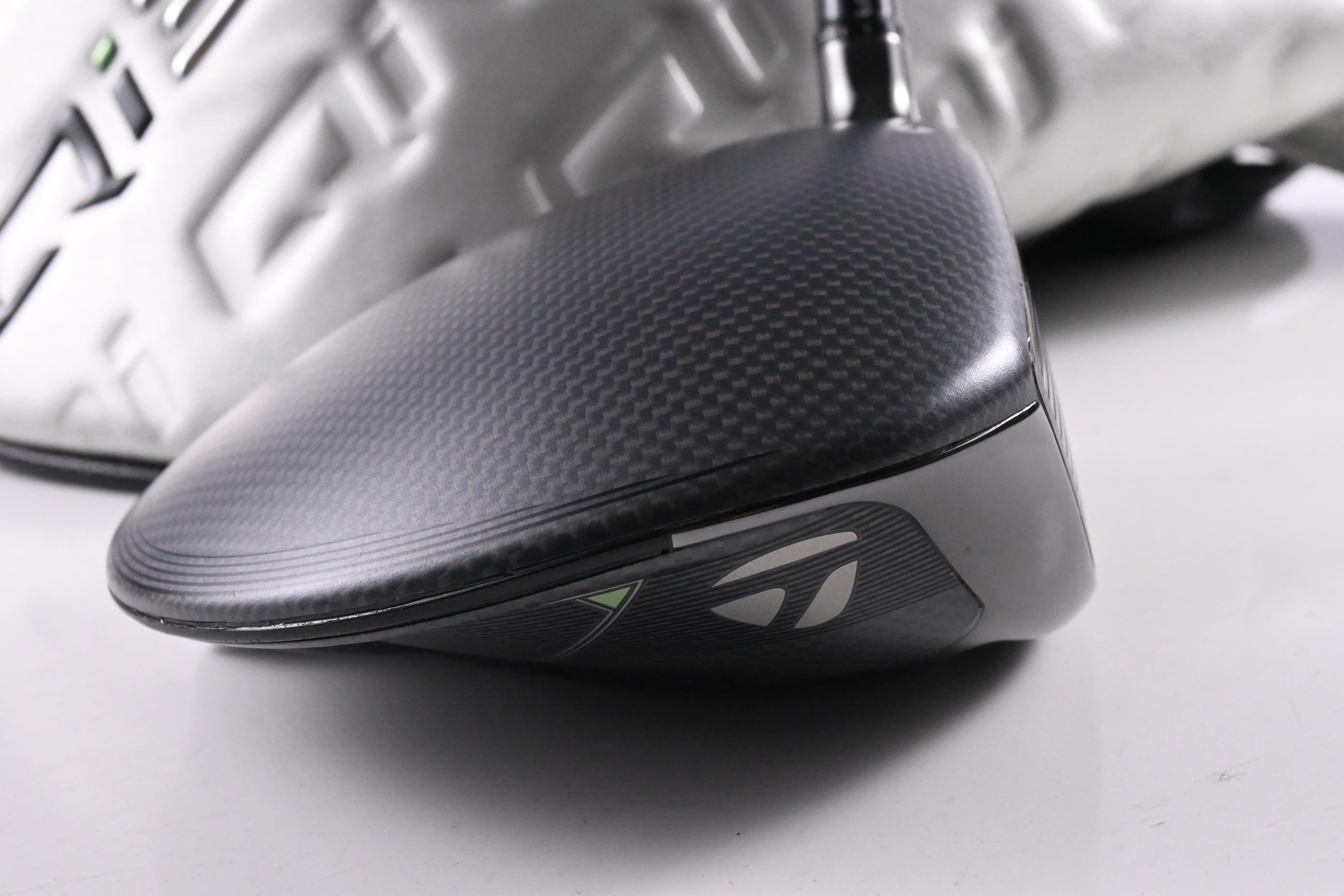 Taylormade Qi35 Driver / 9 Degree / Stiff Flex Kai'li Blue 60 Shaft