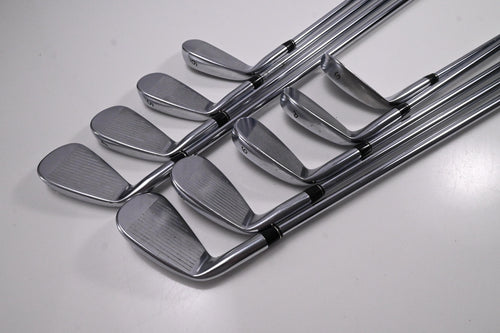 Taylormade RAC LT Irons / 3-PW+SW / Stiff Flex Rifle FCM Shafts