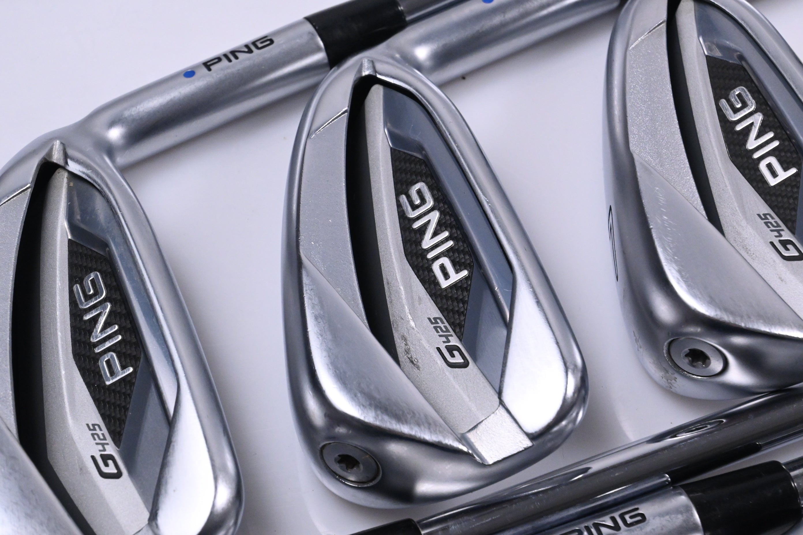 Ping G425 Irons / 5-PW+SW / Blue Dot / Stiff Flex Ping AWT 2.0 Shafts