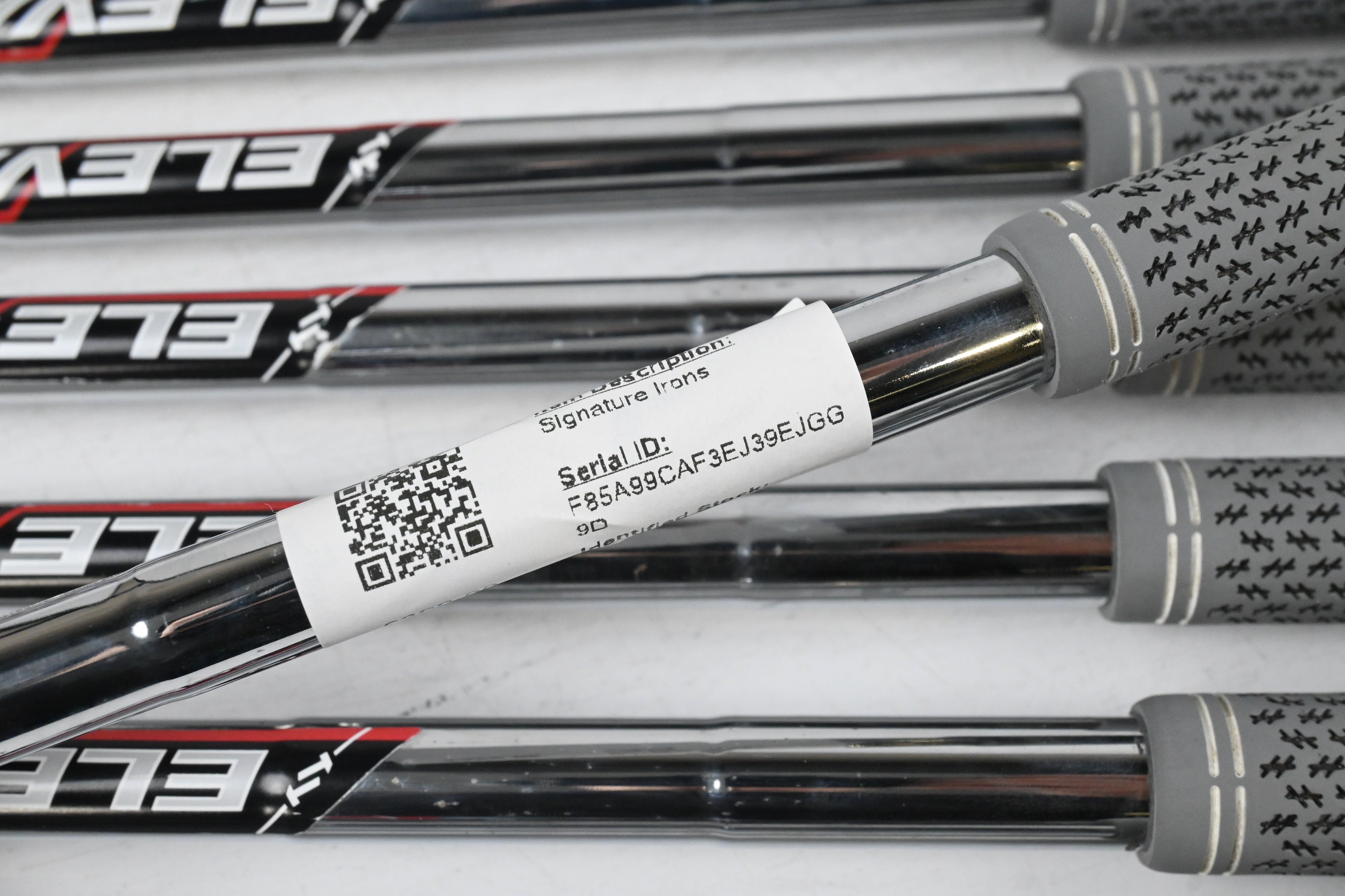 Kirkland Signature Irons / 4-PW / Regular Flex Elevate 115 Shafts