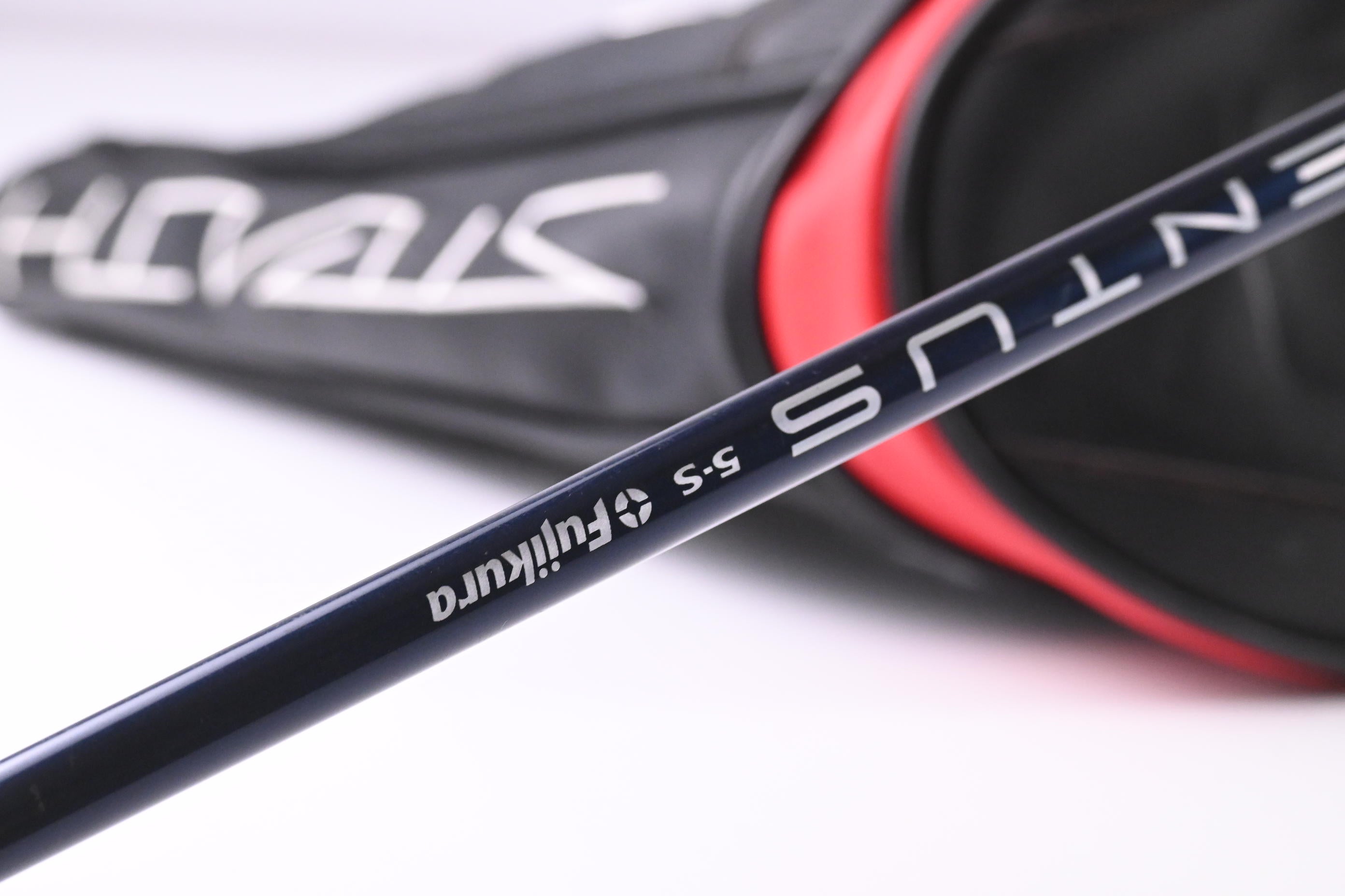 Taylormade Stealth Plus Driver / 10.5 Degree / Stiff Flex Fujikura Ventus Blue 5