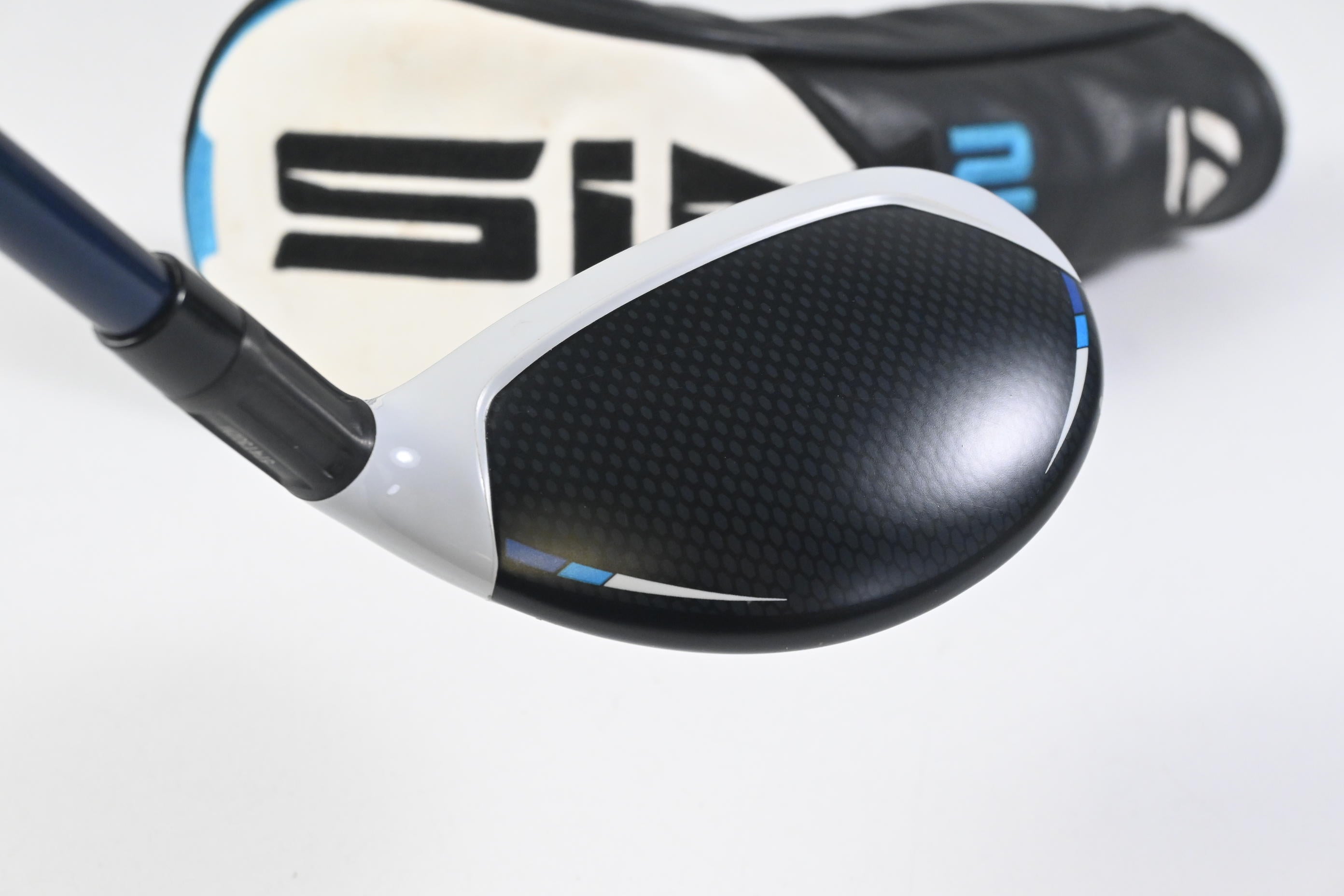 Taylormade SIM2 Max #3 Hybrid / 19 Degree / Stiff Flex Fujikura Ventus Blue 7