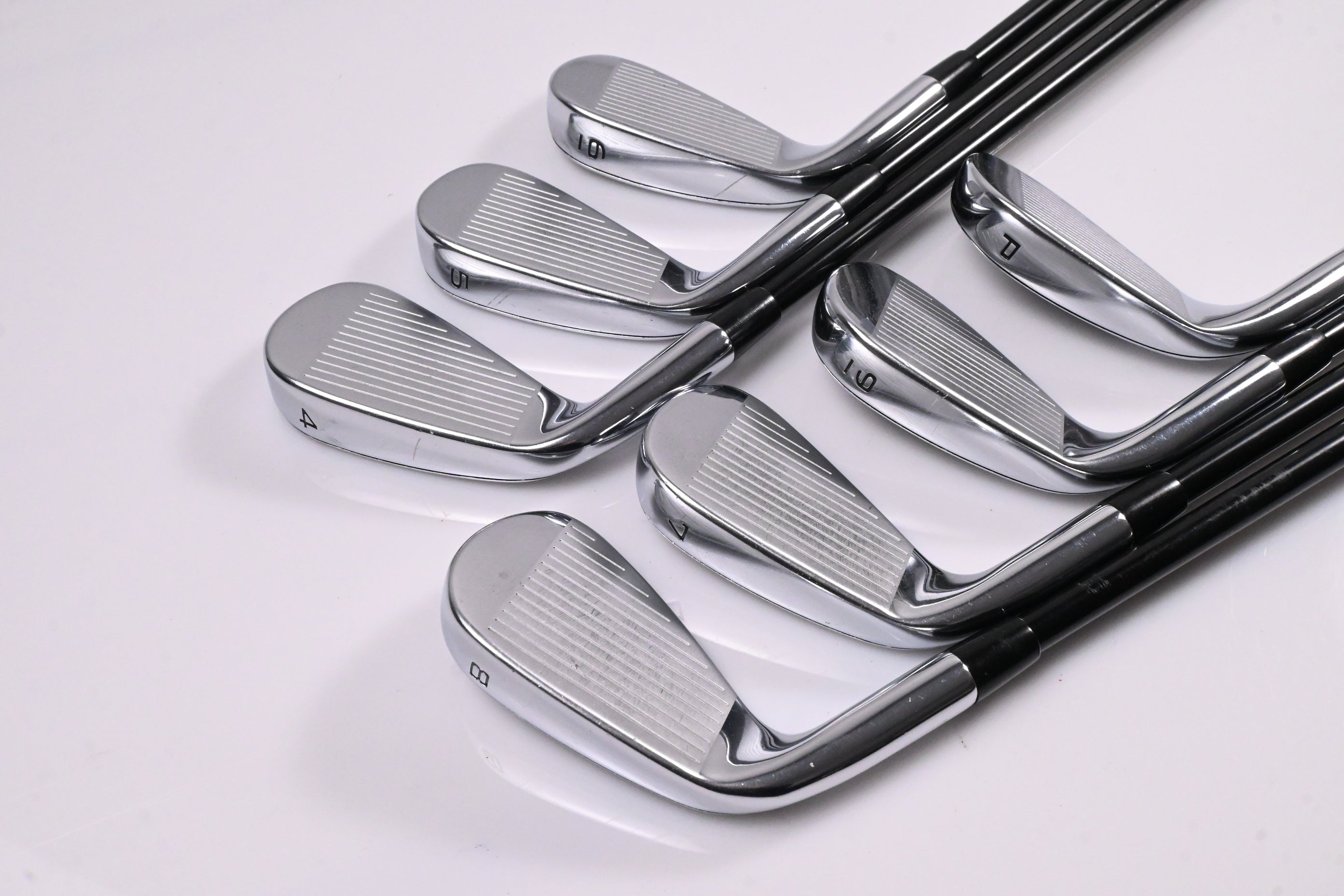 Callaway Rogue ST Pro Irons / 4-PW / Regular Flex Tensei AV Blue 65 Shafts