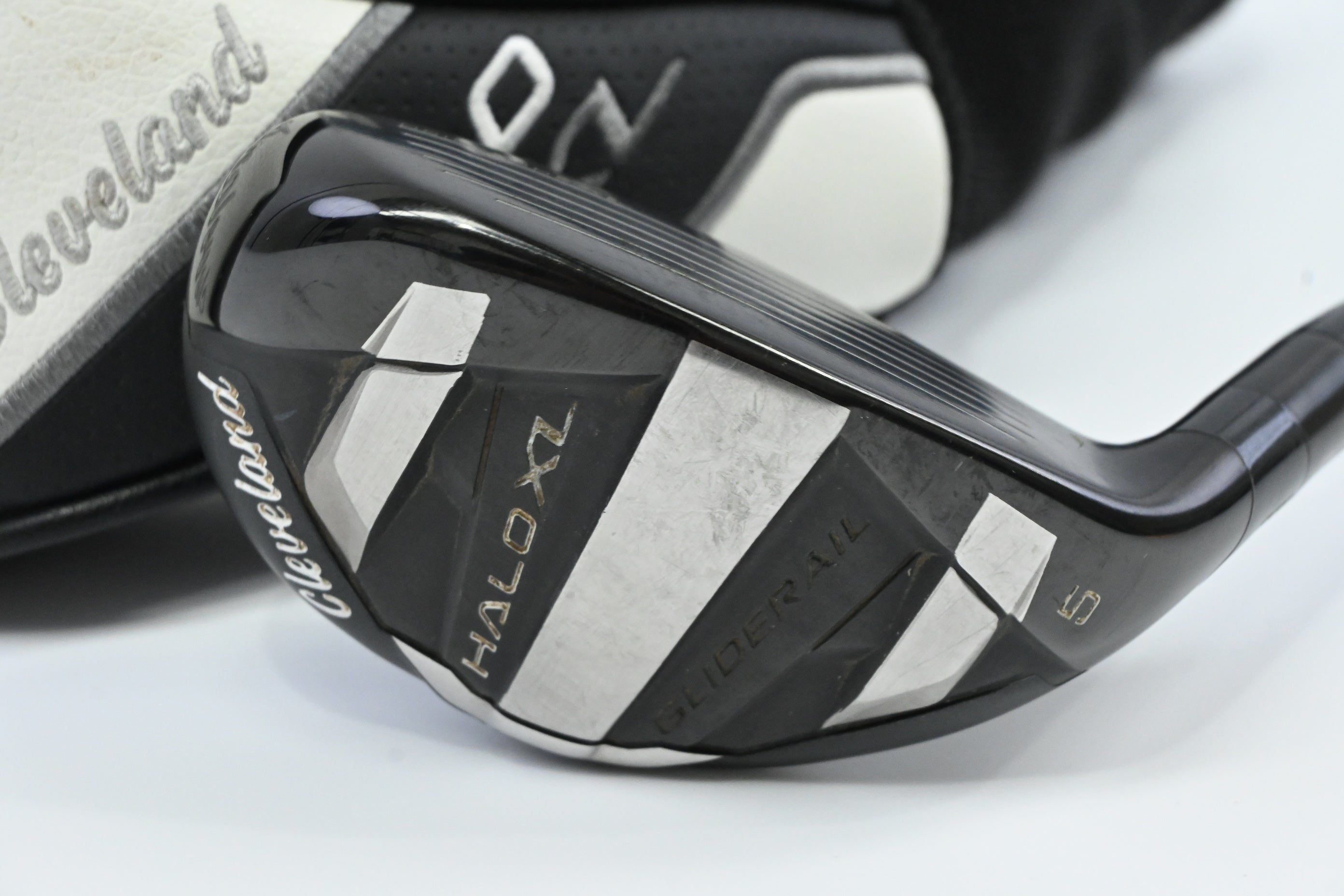 Cleveland Halo XL #5 Hybrid / 24 Degree / Regular Flex Tensei AV Raw Blue 65