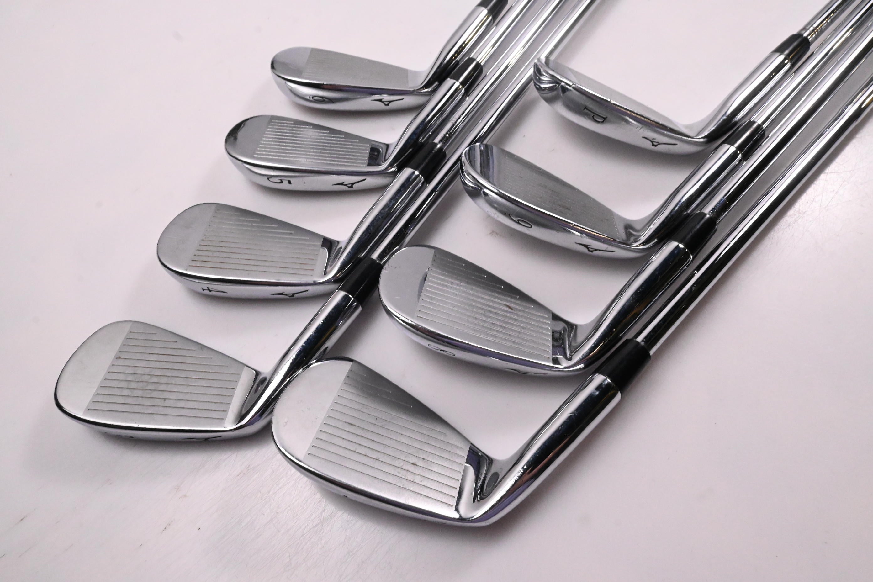Mizuno MP-68 Irons / 3-PW / Regular Flex Dynamic Gold R300 Shafts