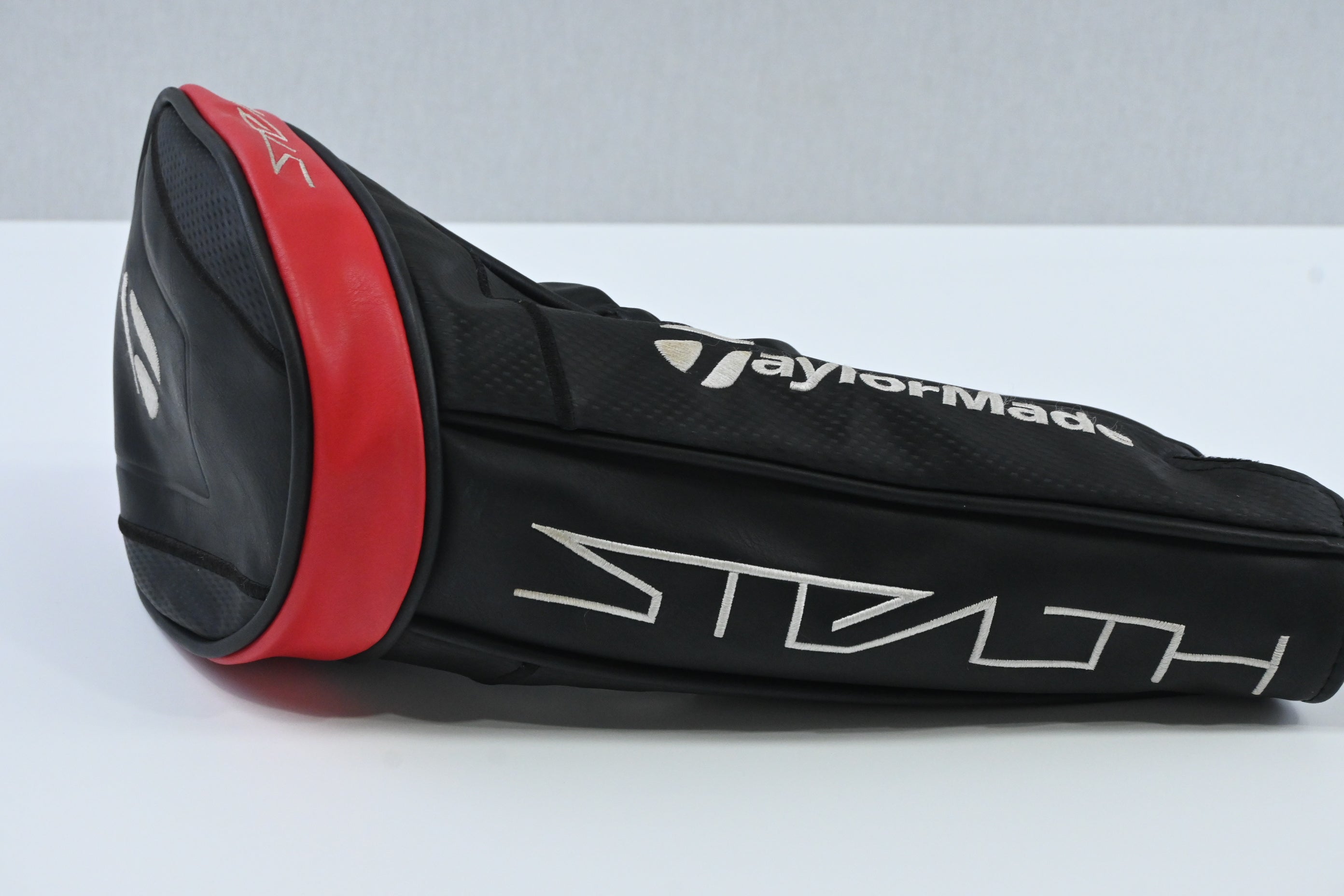 Taylormade Stealth Plus Driver / 9 Degree / Regular Flex Quaranta 40 Shaft