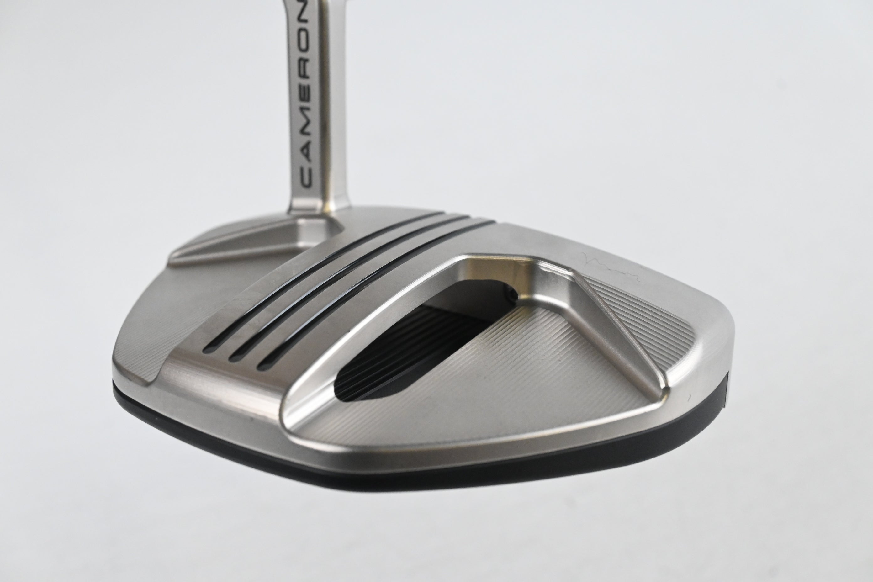 Scotty Cameron 2026 Phantom 3.2 Putter / 34 Inch
