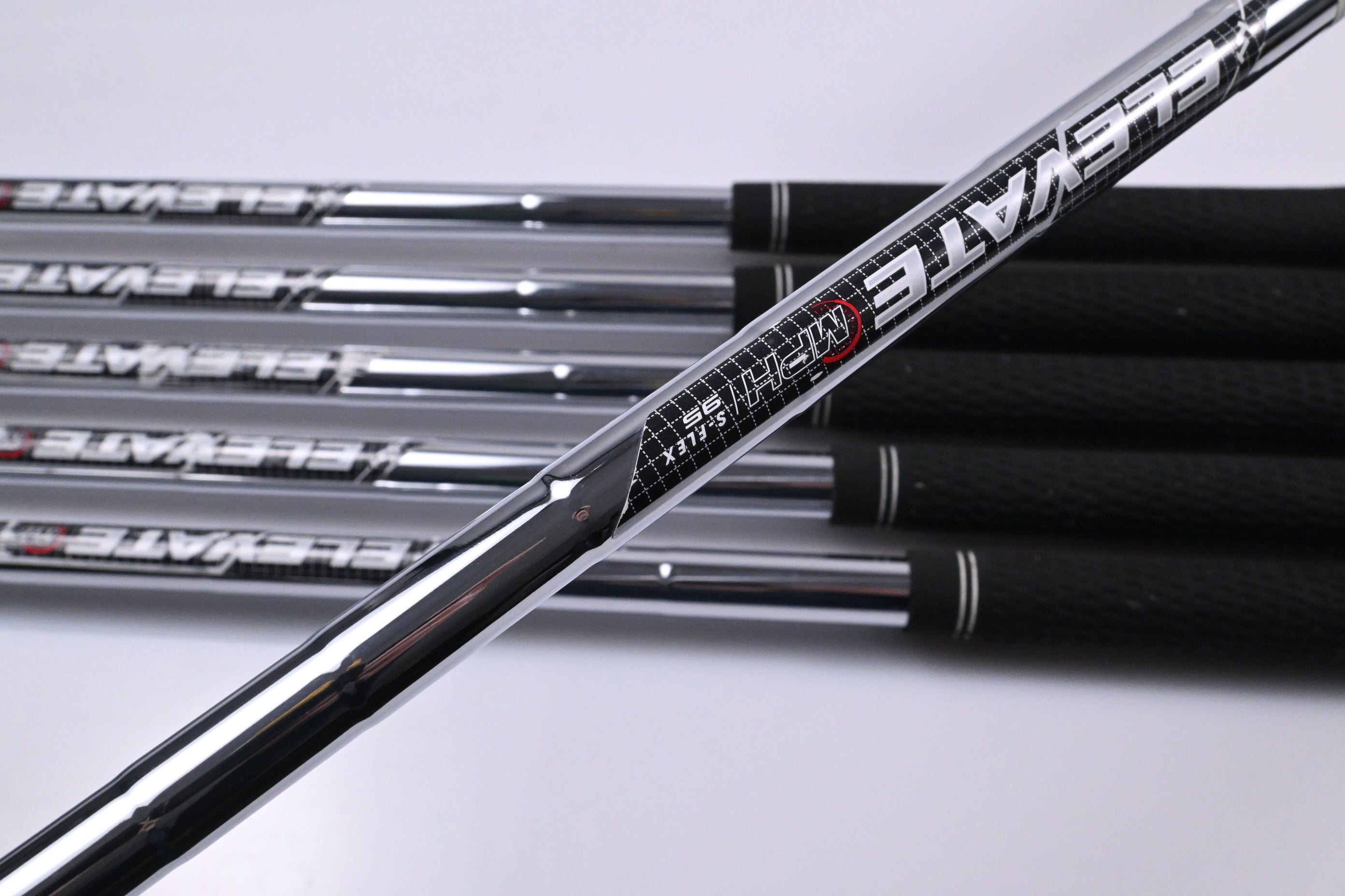 Ping i230 Irons / 6-PW+UW / Black Dot / Stiff Flex Elevate MPH 95 Shafts