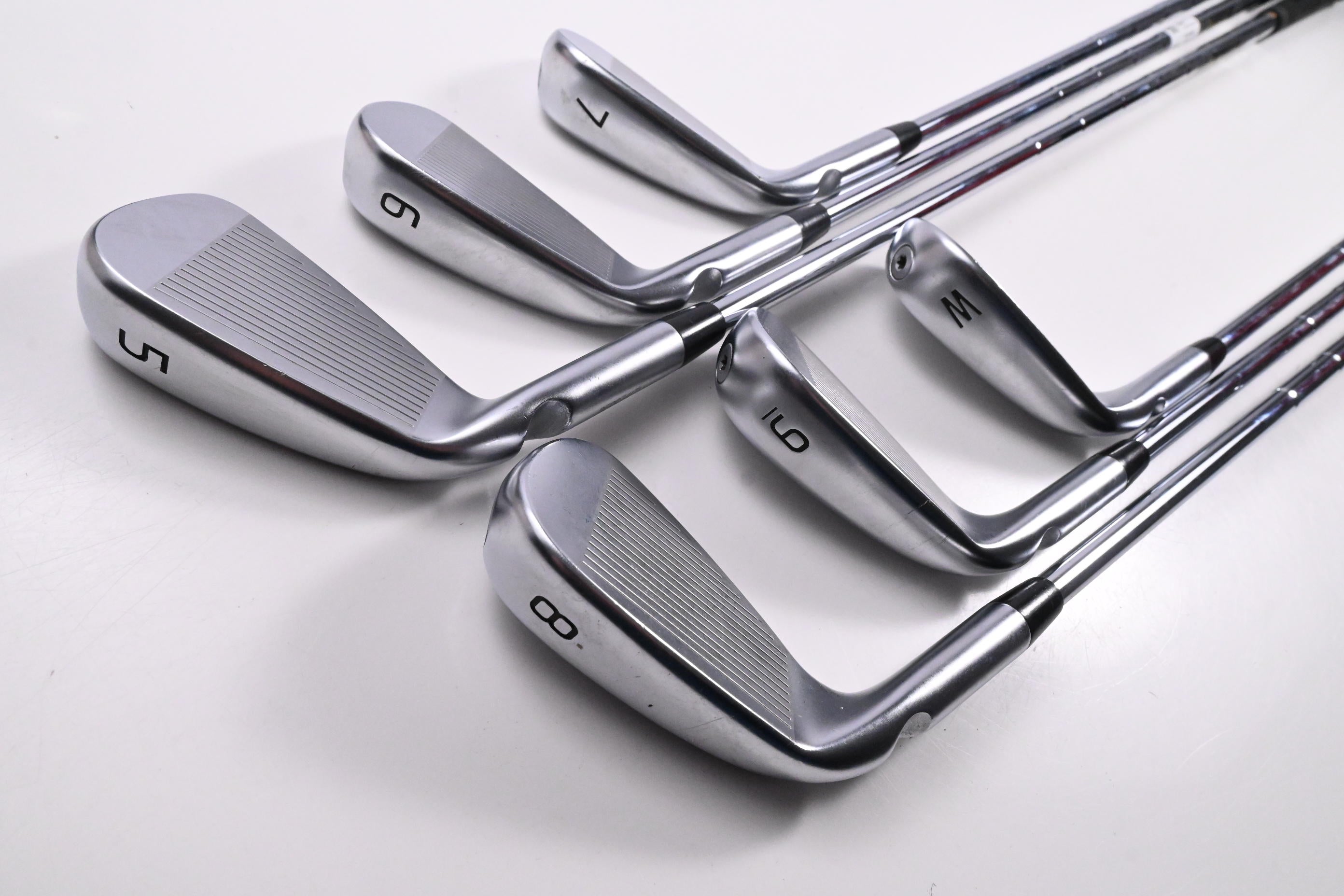 Ping i530 Irons / 5-PW / Red Dot / Regular Flex Dynamic Gold MID 100 R300 Shafts