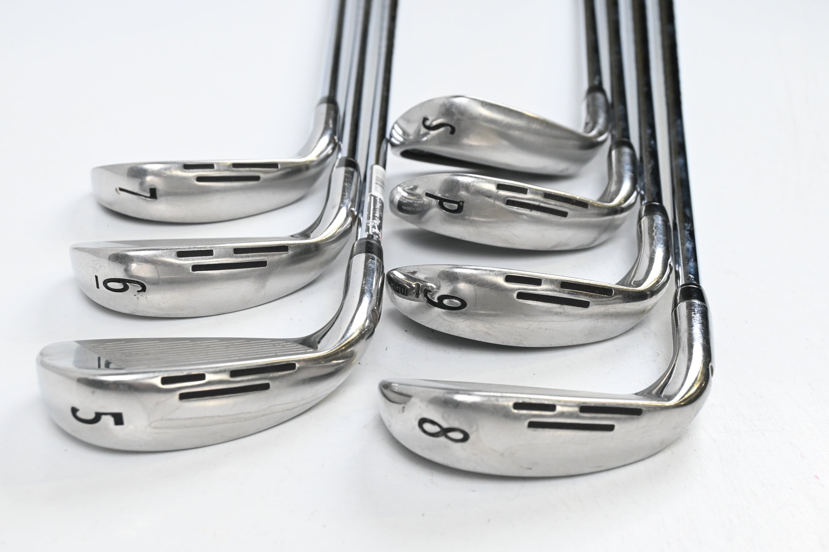 Wilson D9 Irons / 5-PW+SW / Regular Flex KBS MAX Ultralite Shafts
