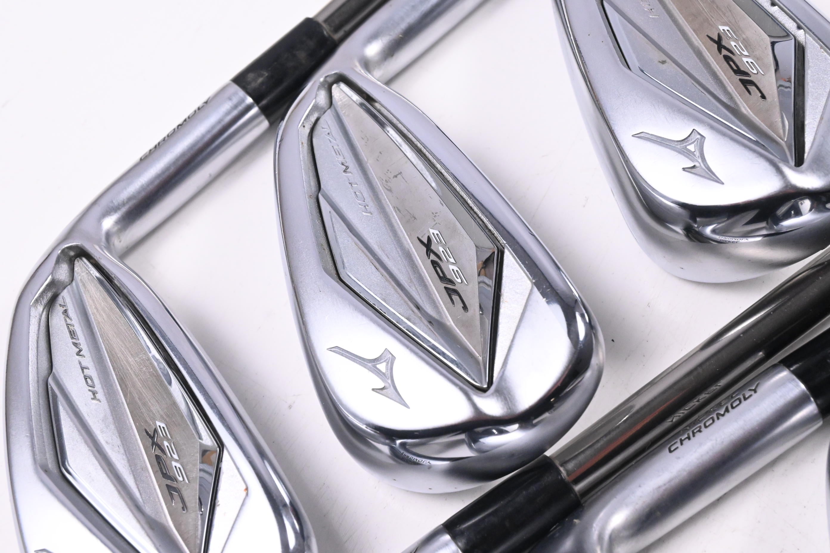 Mizuno JPX 923 Hot Metal Irons / 5-PW / Regular Flex UST Recoil 95 Shafts