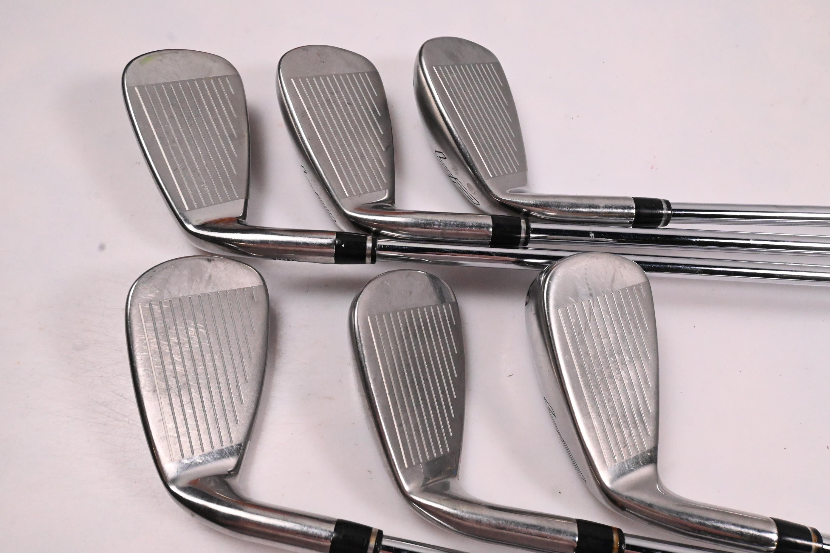 Wilson Launch Pad Irons / 5-PW / UniFlex KBS MAX UltraLite Shafts