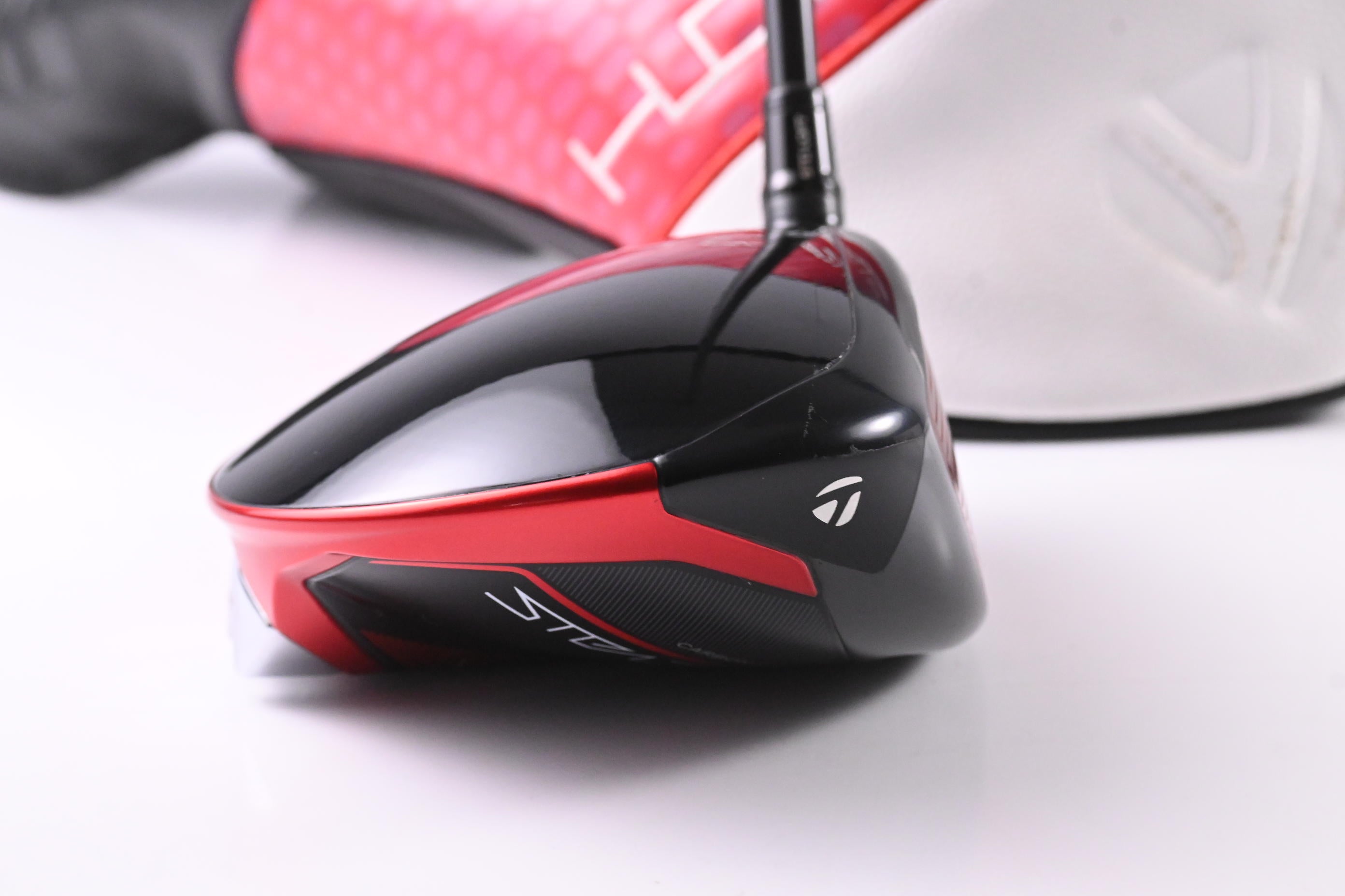 Taylormade Stealth 2 HD Driver / 10.5 Degree / Regular Flex Ventus TR Red 5