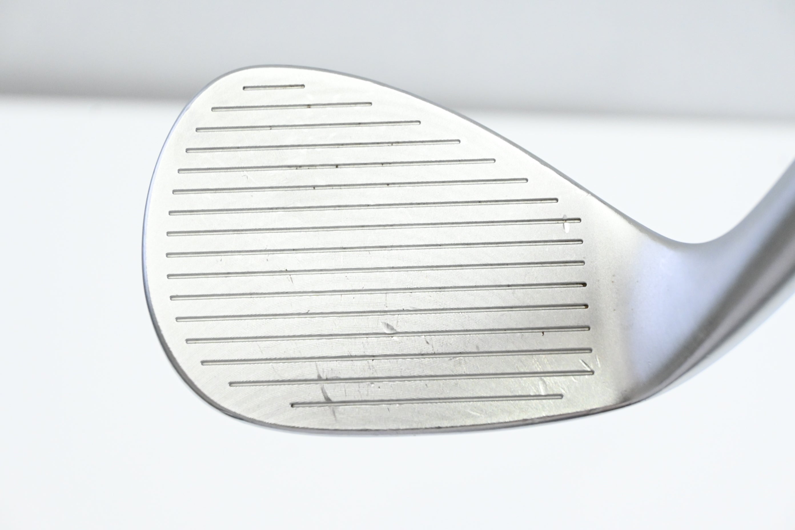 Cobra Snakebite 2023 Sand Wedge / 56 Degree / Stiff Flex KBS Hi-Rev 2.0 125