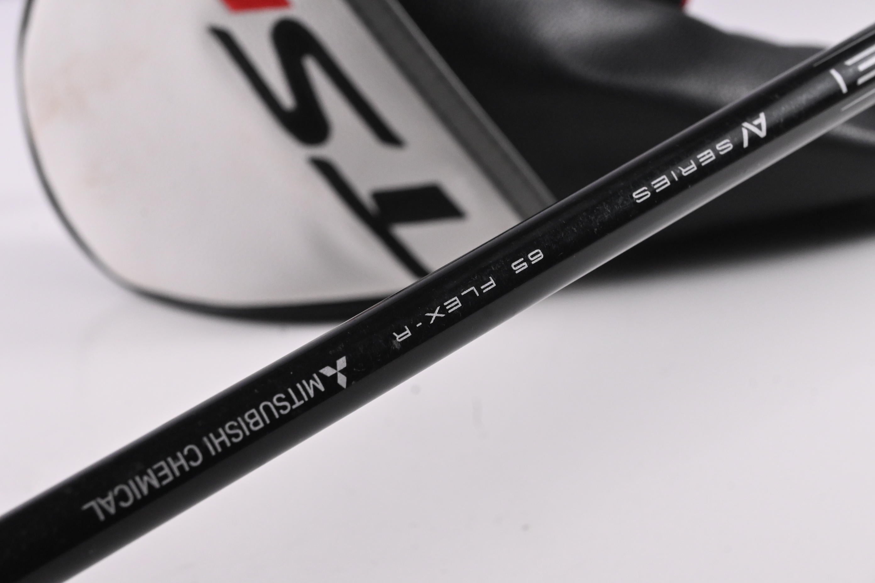 Titleist TSR1 #5 Wood / 18 Degree / Regular Flex Tensei AV Blue 65 Shaft
