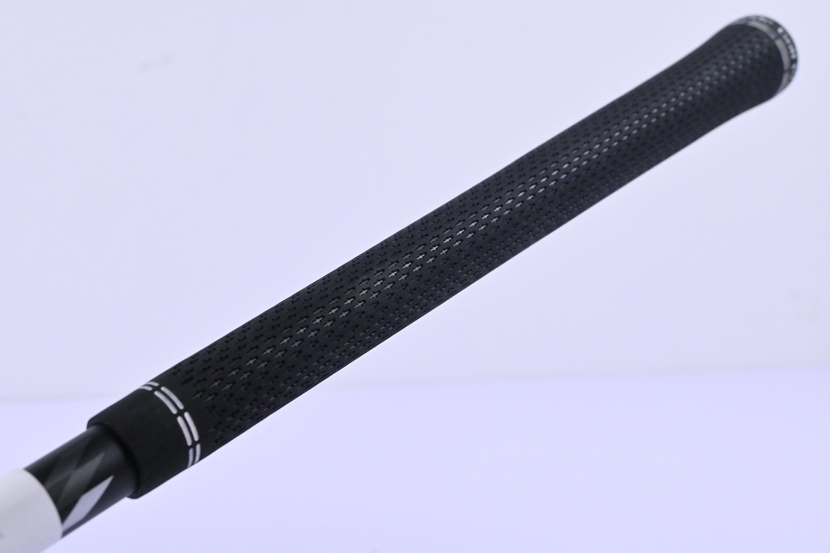 Tour Edge E725 #4 Hybrid / 22 Degree / Regular Flex Cypher 60 Shaft