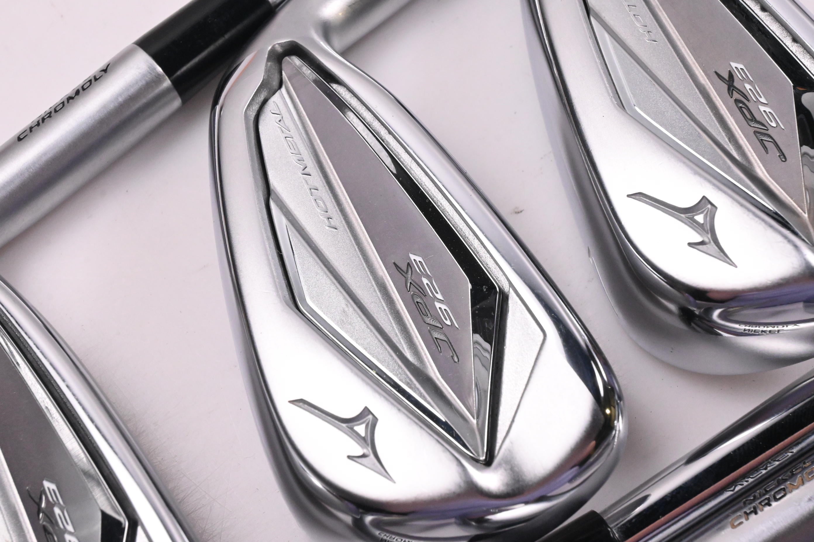Mizuno JPX 923 Hot Metal Irons / 5-PW / Stiff Flex Dynamic Gold 105 S300 Shafts