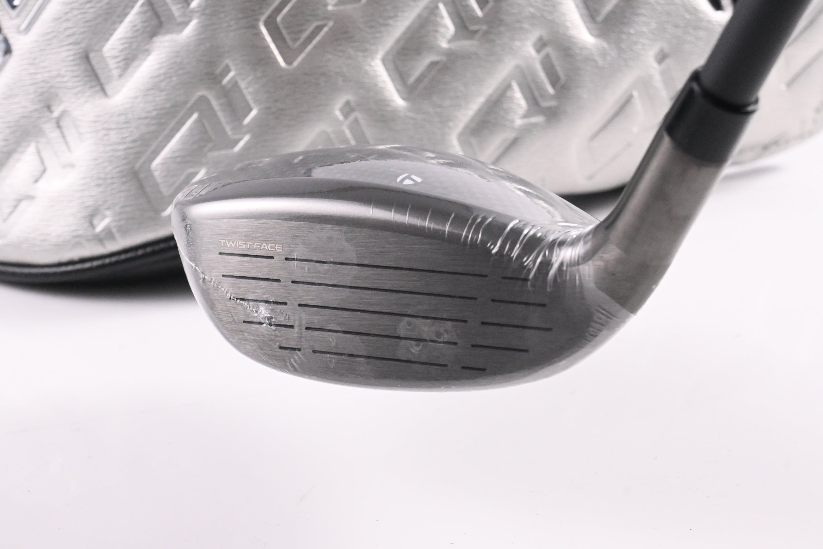 Taylormade Qi35 Max Lite #5 Hybrid / 27 Degree / Senior Flex Vanquish 5 Shaft