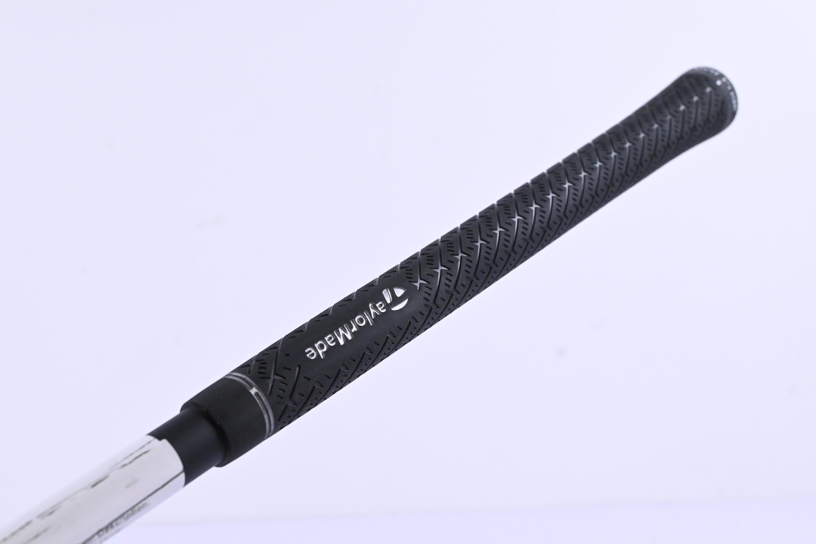 Taylormade Qi4D Driver / 10.5 Degree / Regular Flex REAX 50 Shaft