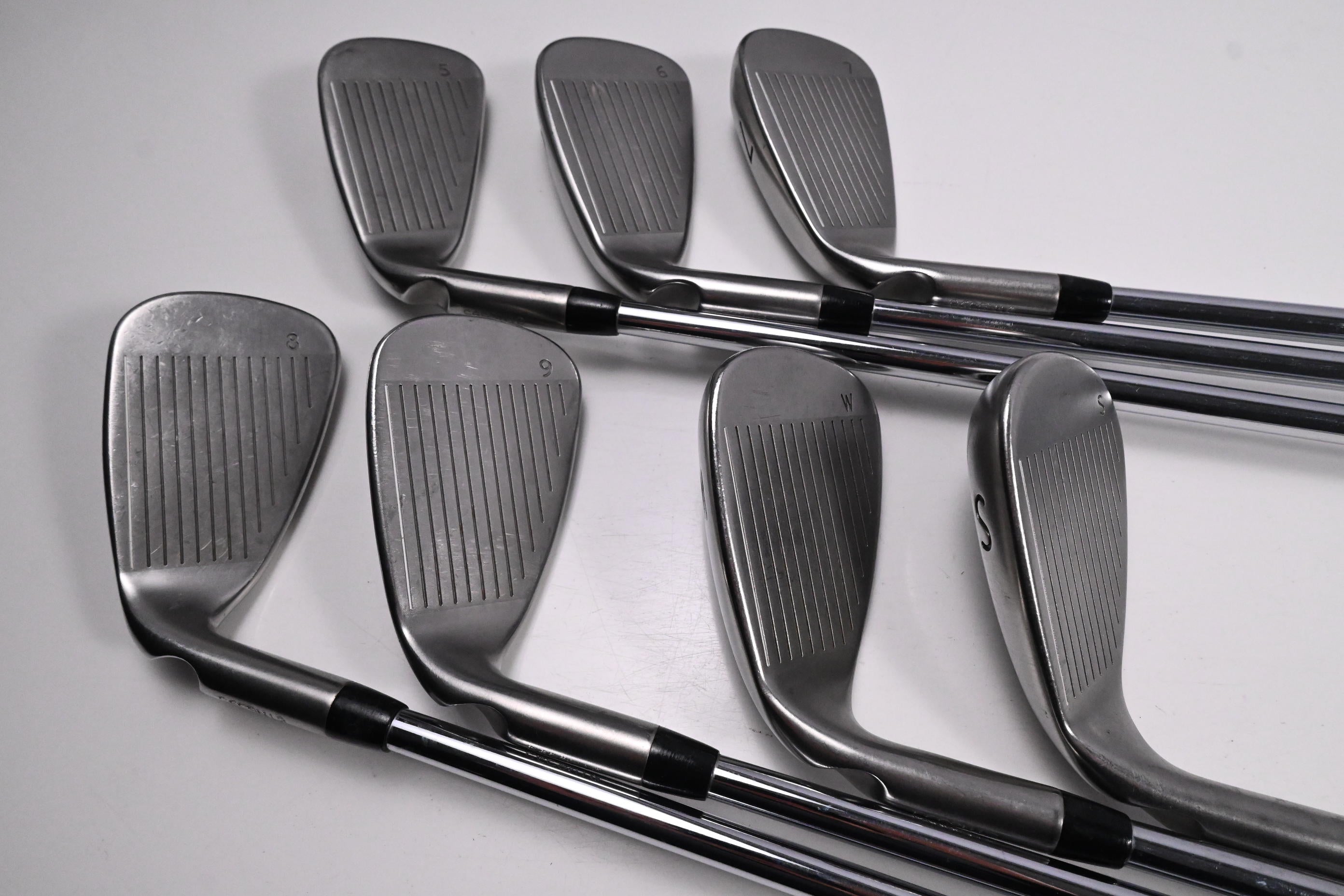 Ping G Series Irons / 5-PW+SW / Yellow Dot / Regular Flex Ping AWT 2.0 Shafts