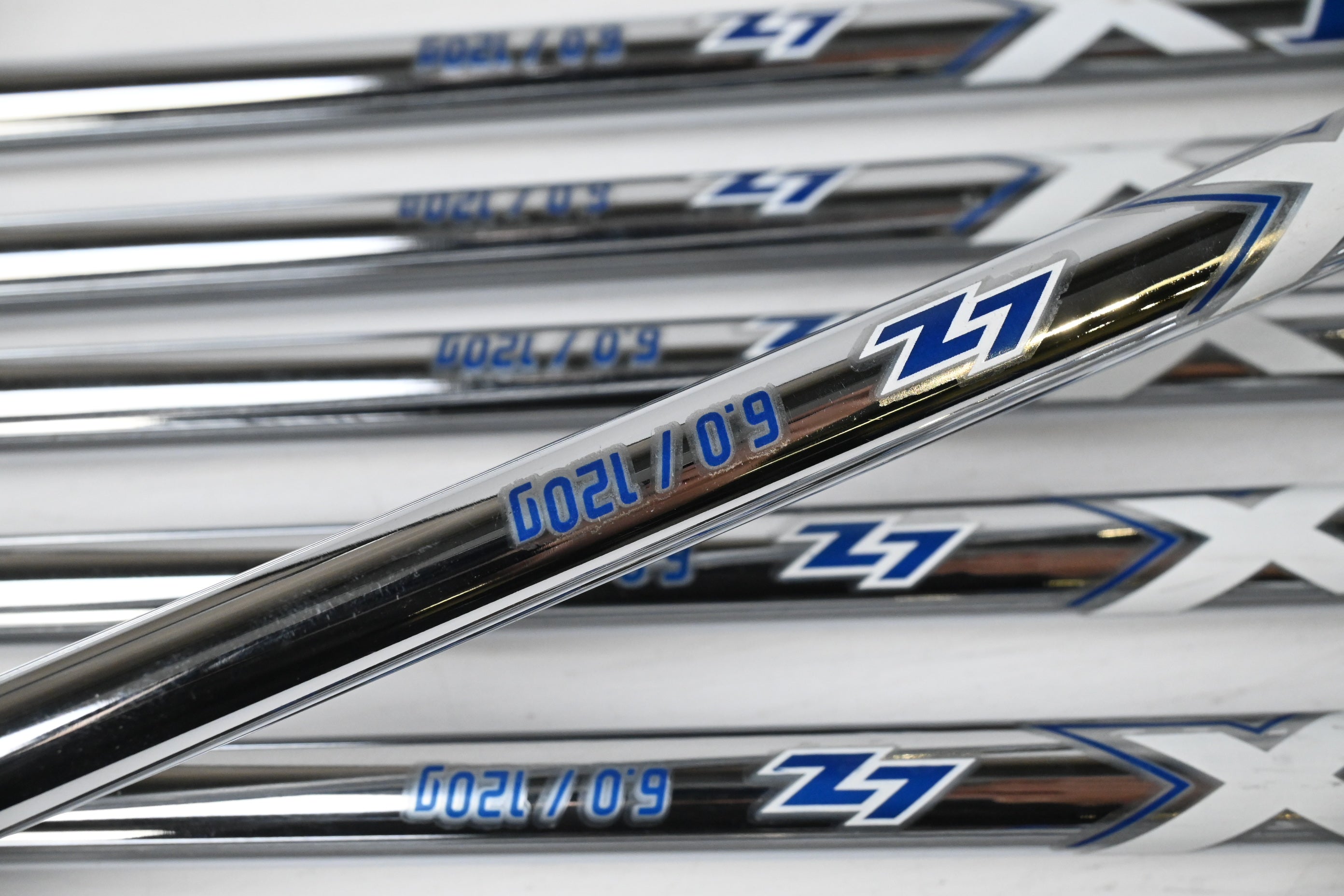 Titleist T100 S 2019 Irons / 4-PW / Stiff Flex Project X LZ 120 Shafts