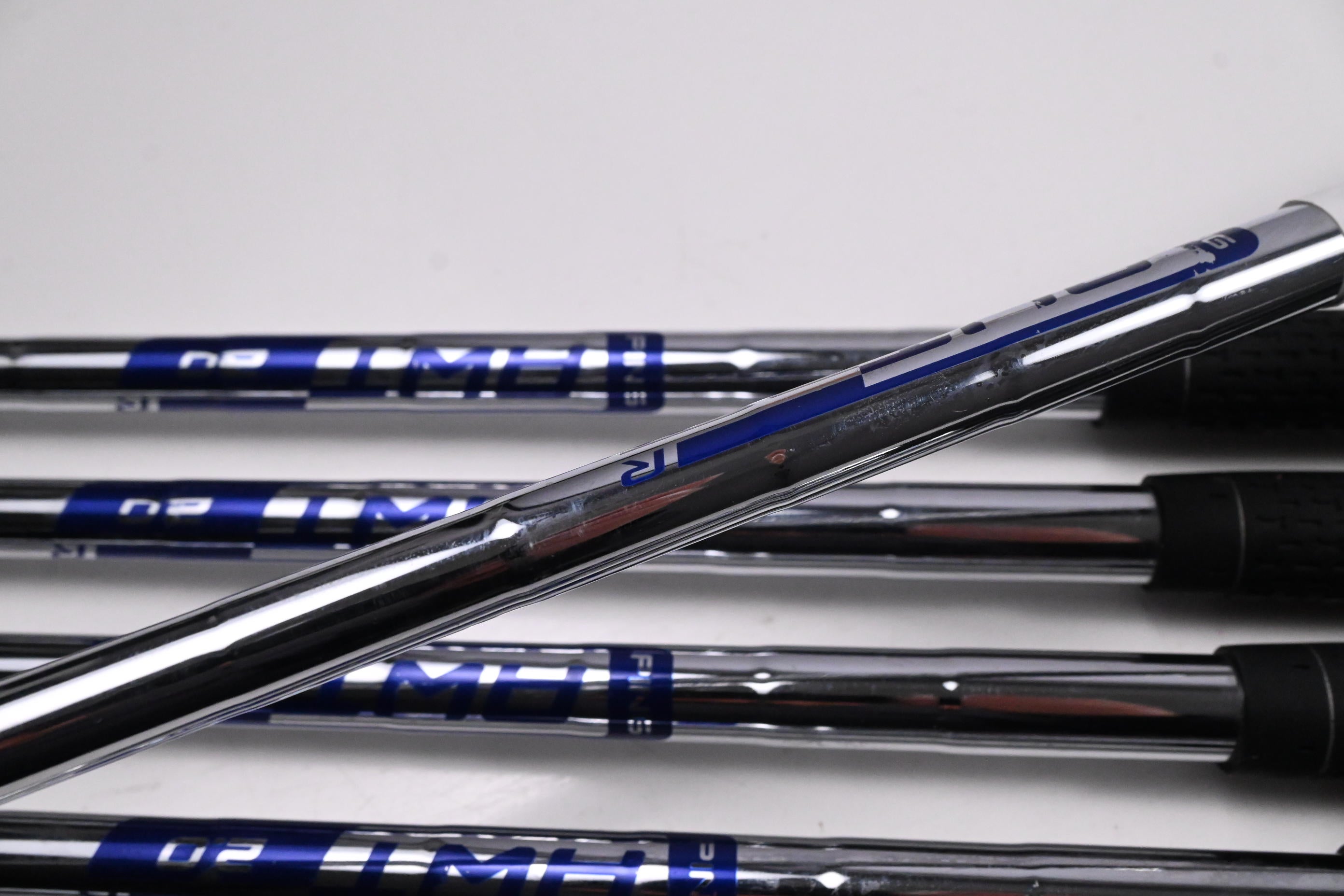 Ping G Series Irons / 5-PW+SW / Yellow Dot / Regular Flex Ping AWT 2.0 Shafts