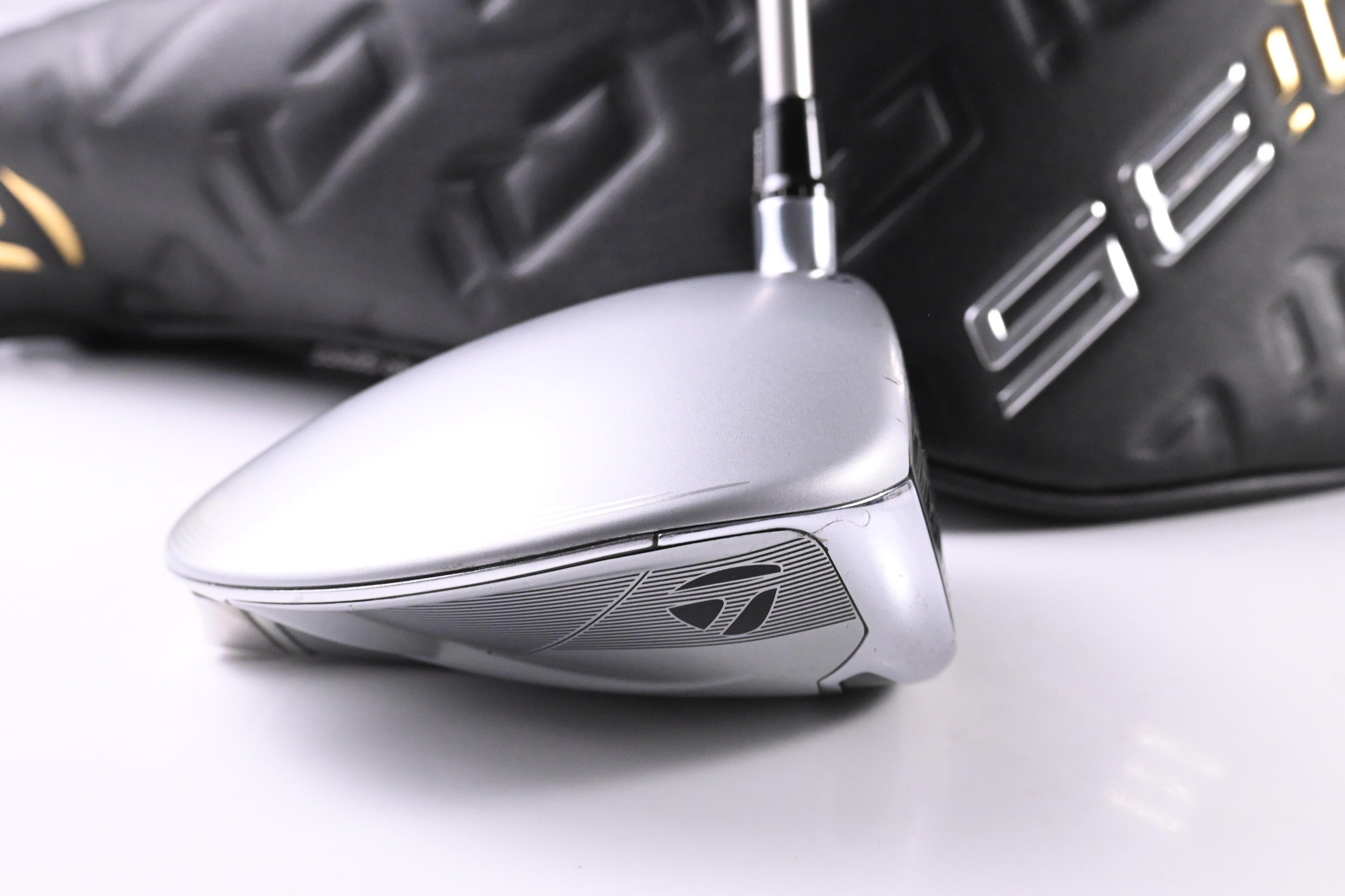 Taylormade Qi35 Max Designer Series Driver / 10.5 Degree / Regular Flex Helium 5