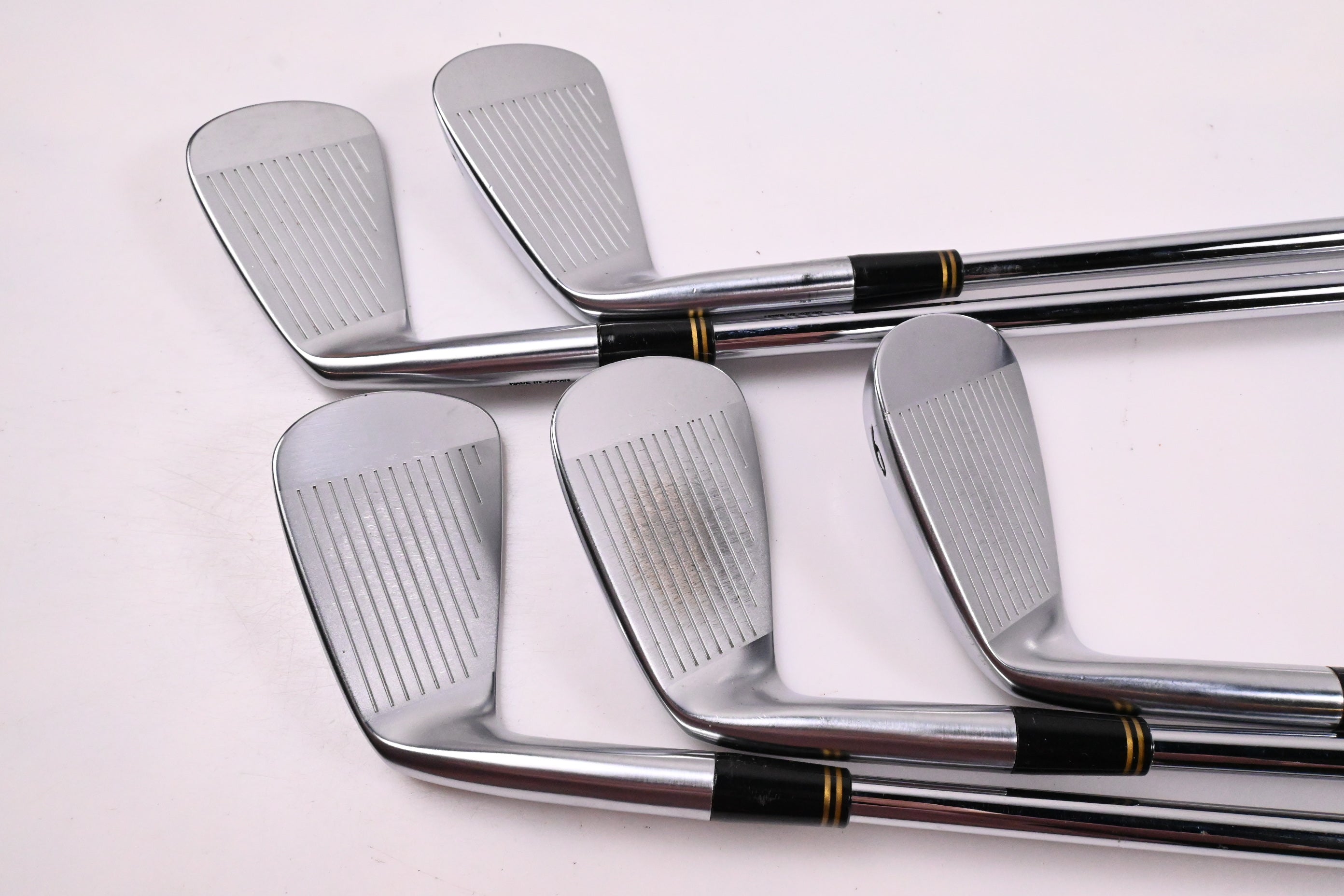 Miura MB-101 Irons / 5-9i / X-Flex N.S.Pro Modus³ Tour 120 Shafts
