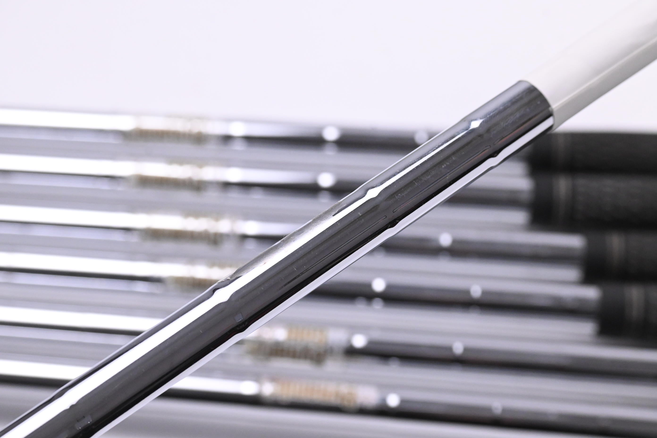 Taylormade P790 2017 Irons / 4-PW / Stiff Flex Dynamic Gold 105 S300 Shafts
