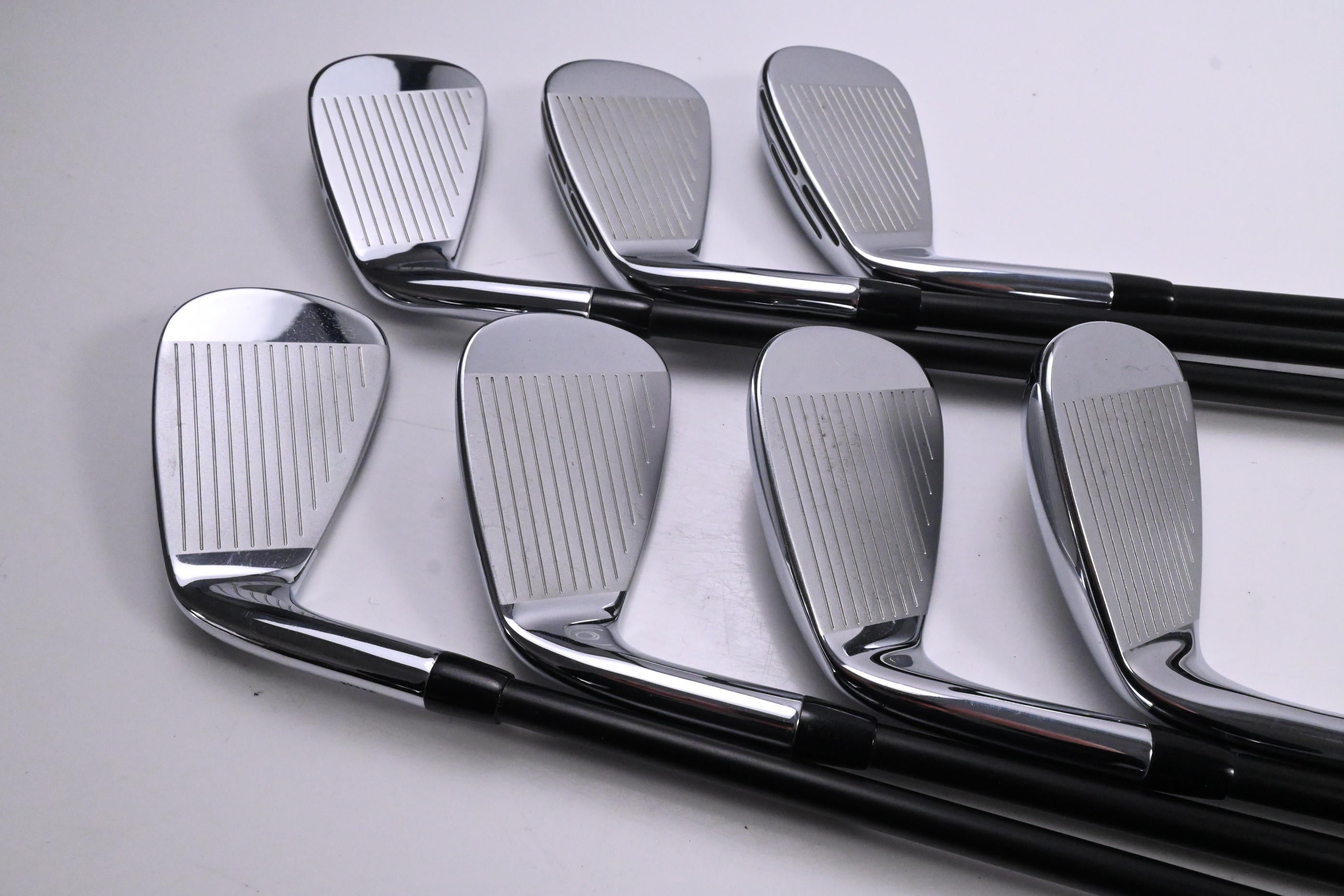 Wilson DYNAPWR 2025 Forged Irons / 4-PW / Regular Flex KBS MAX Graphite Iron 65