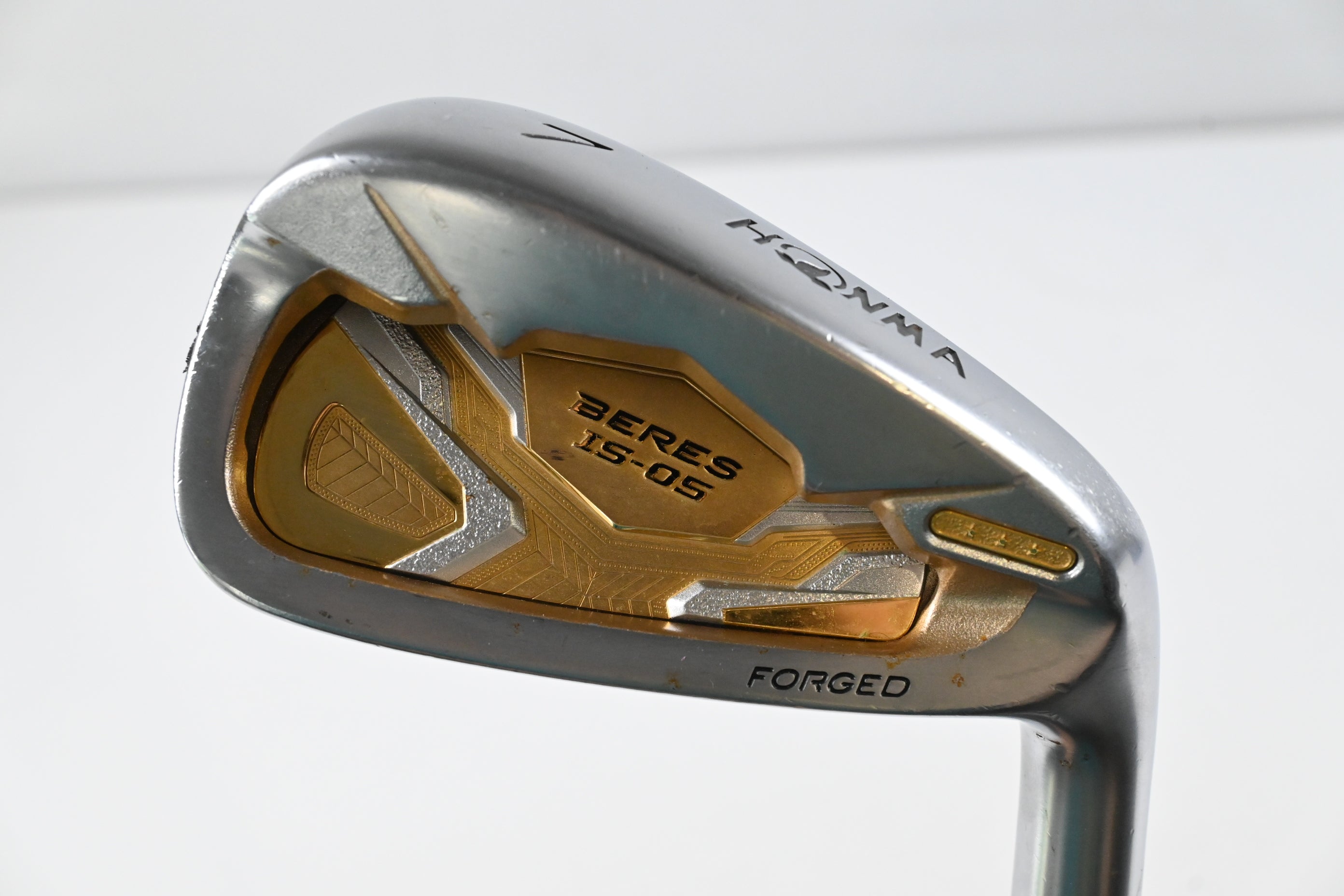 Honma Beres IS-05 #7 Iron / Regular Flex Honma AMRQ 53 Shaft