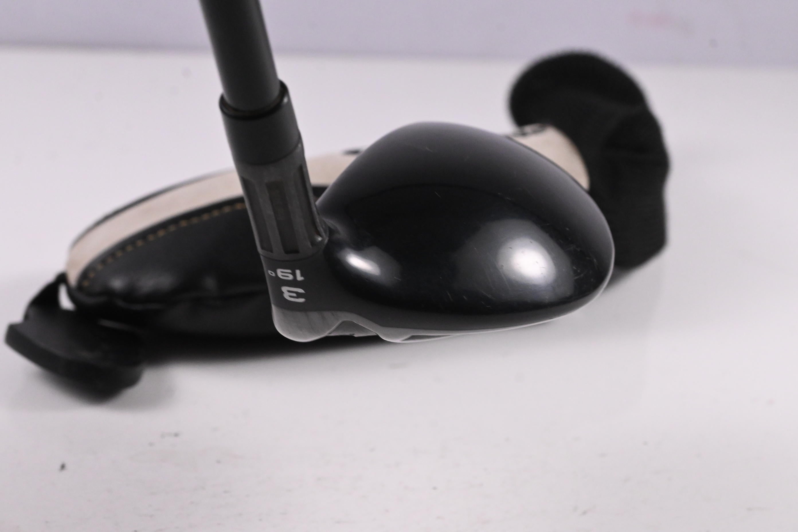 Taylormade M2 2016 #3 Hybrid / 19 Degree / Regular Flex Fujikura Pro 65 Shaft