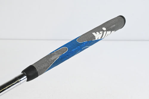 Mizuno Dare To Dream Putter / 32 Inch