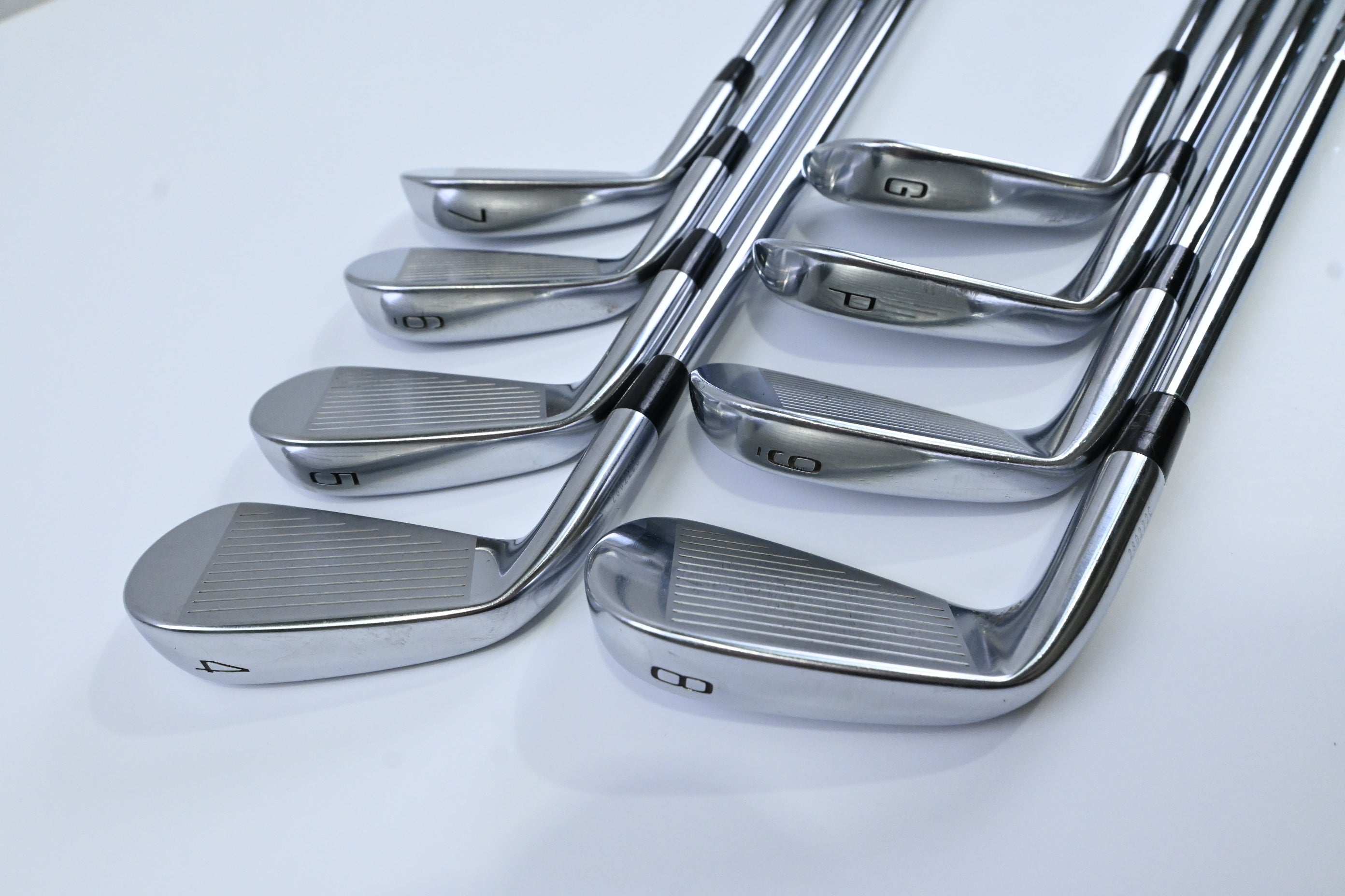 Mizuno Pro 225 Irons / 4-PW+GW / Stiff Flex Dynamic Gold 105 S300 Shafts