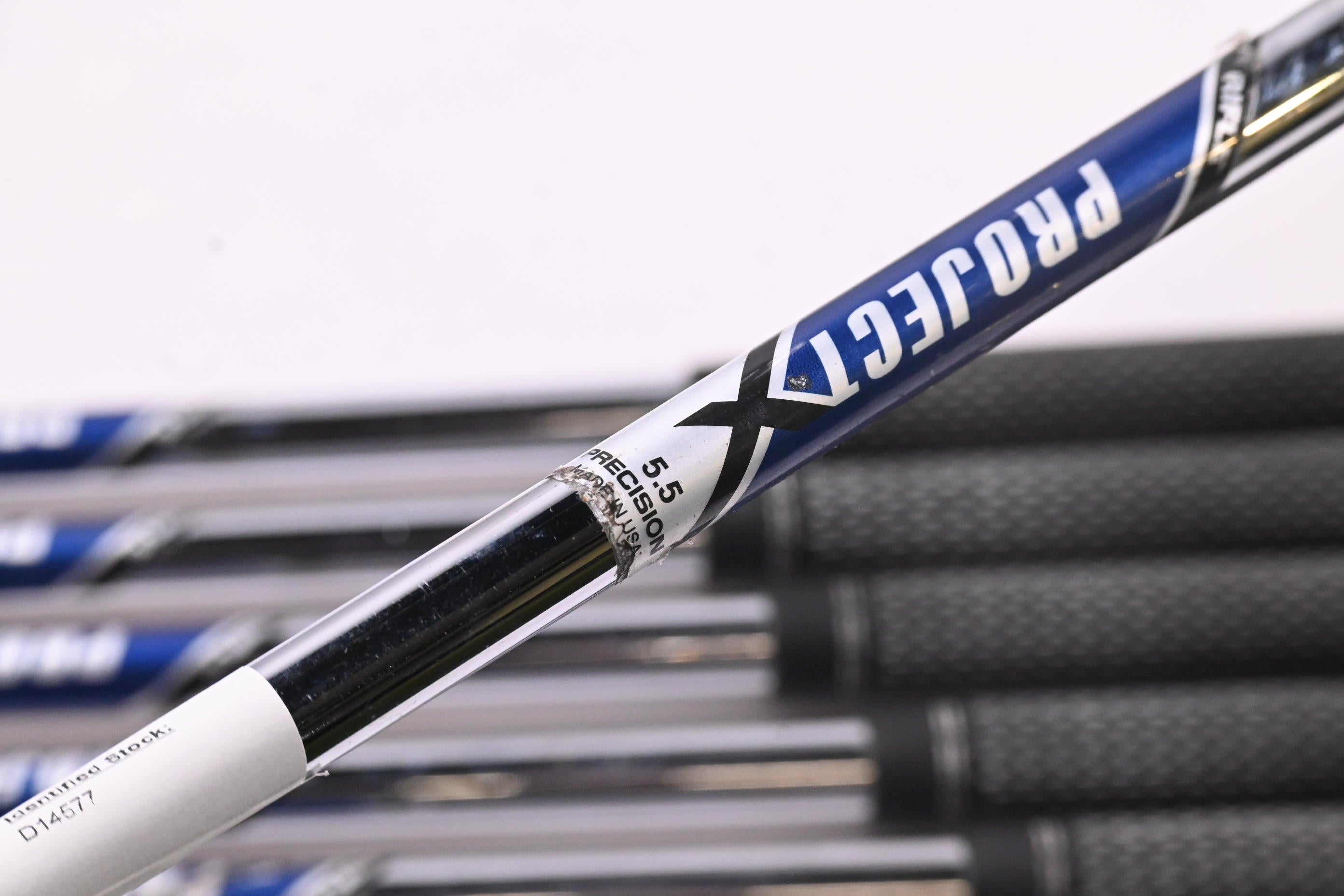 Titleist 718 AP2 Irons / 4-PW+50° / Regular Flex Project X Shaft