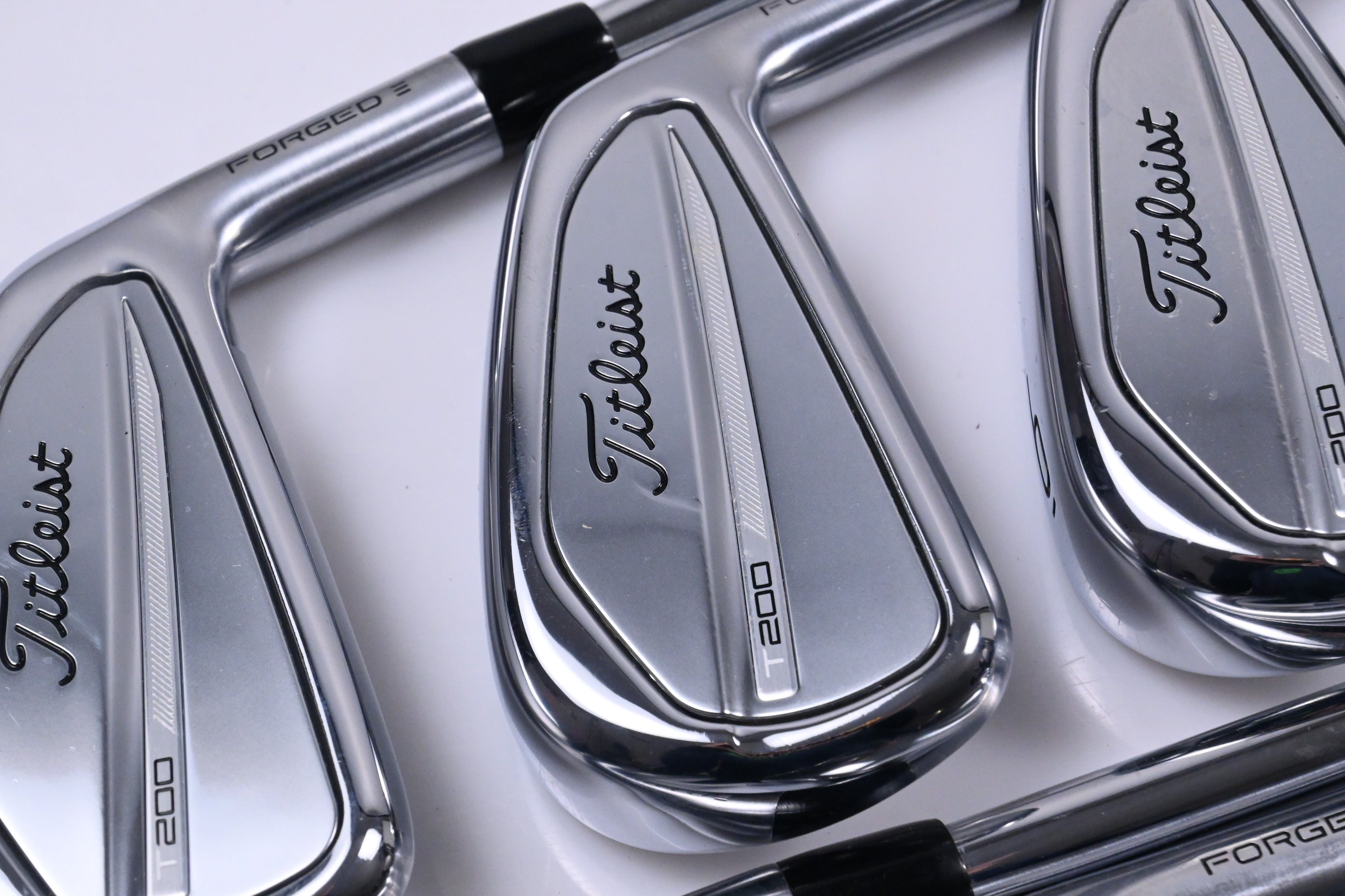 Titleist T200 2023 Irons / 4-PW+GW / Stiff Flex True Temper AMT Black S300